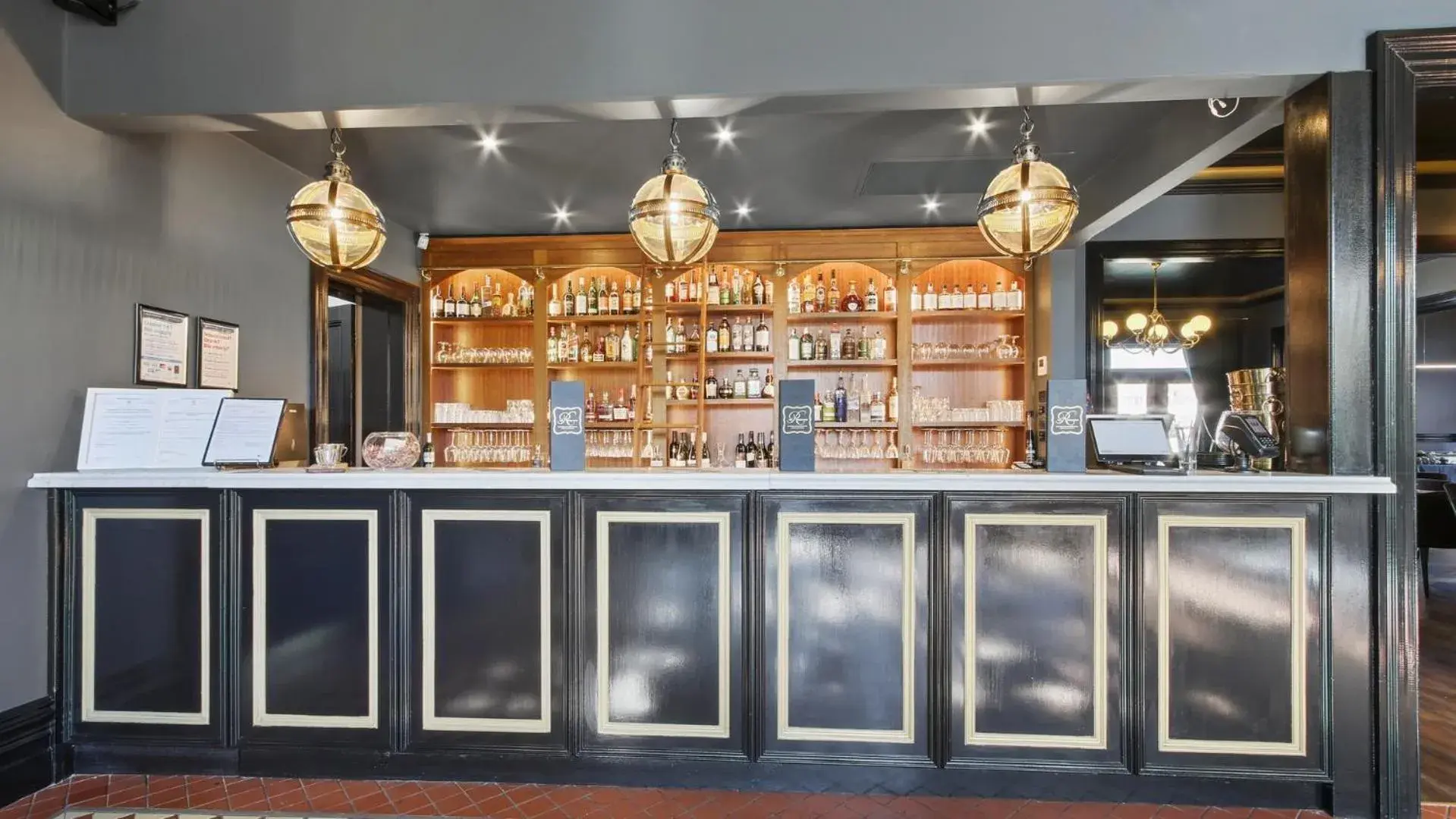 Lounge or bar in The Riversleigh Lounge or bar in The Riversleigh