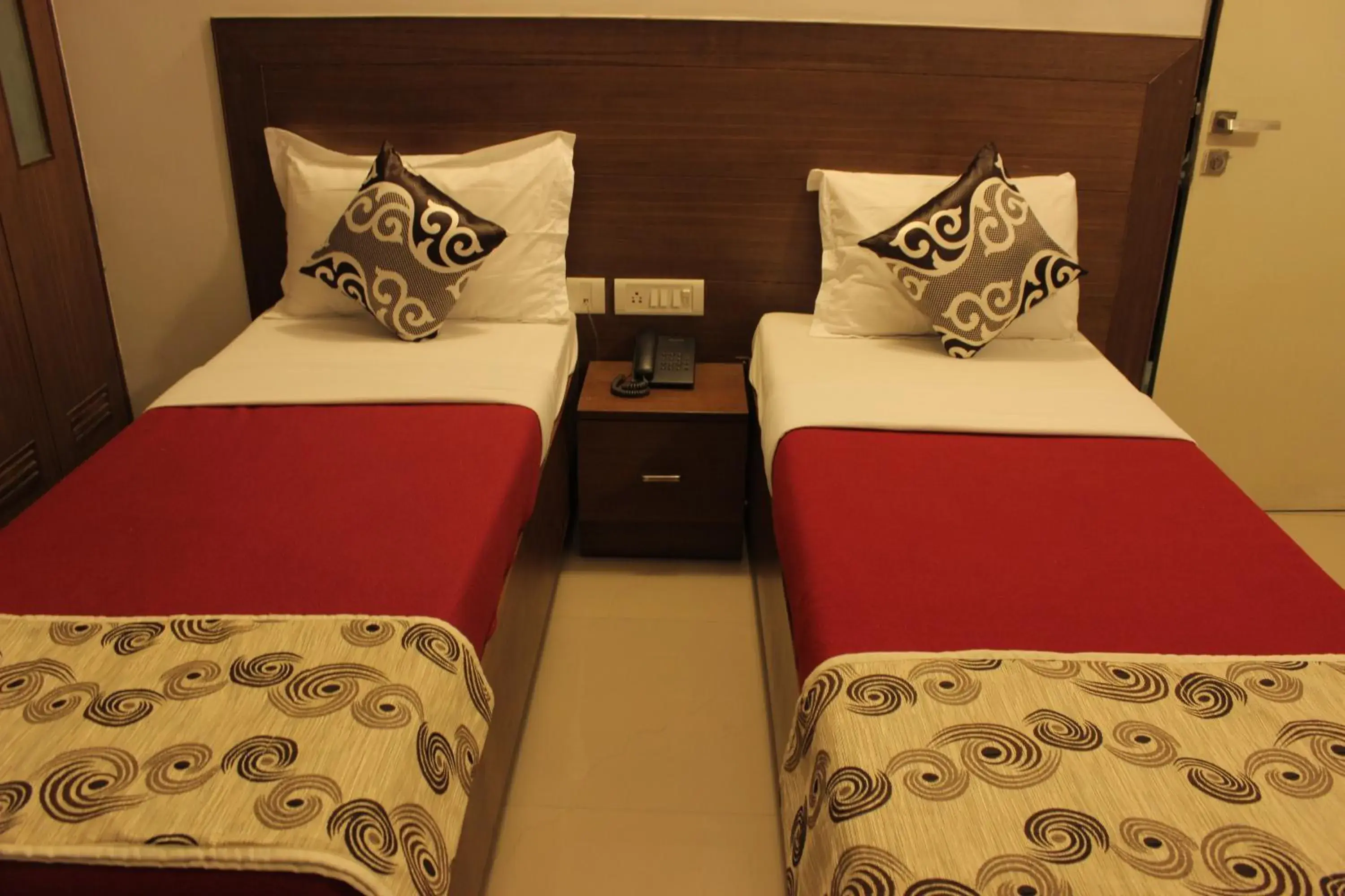Bed in Mount Residency Bed in Mount Residency