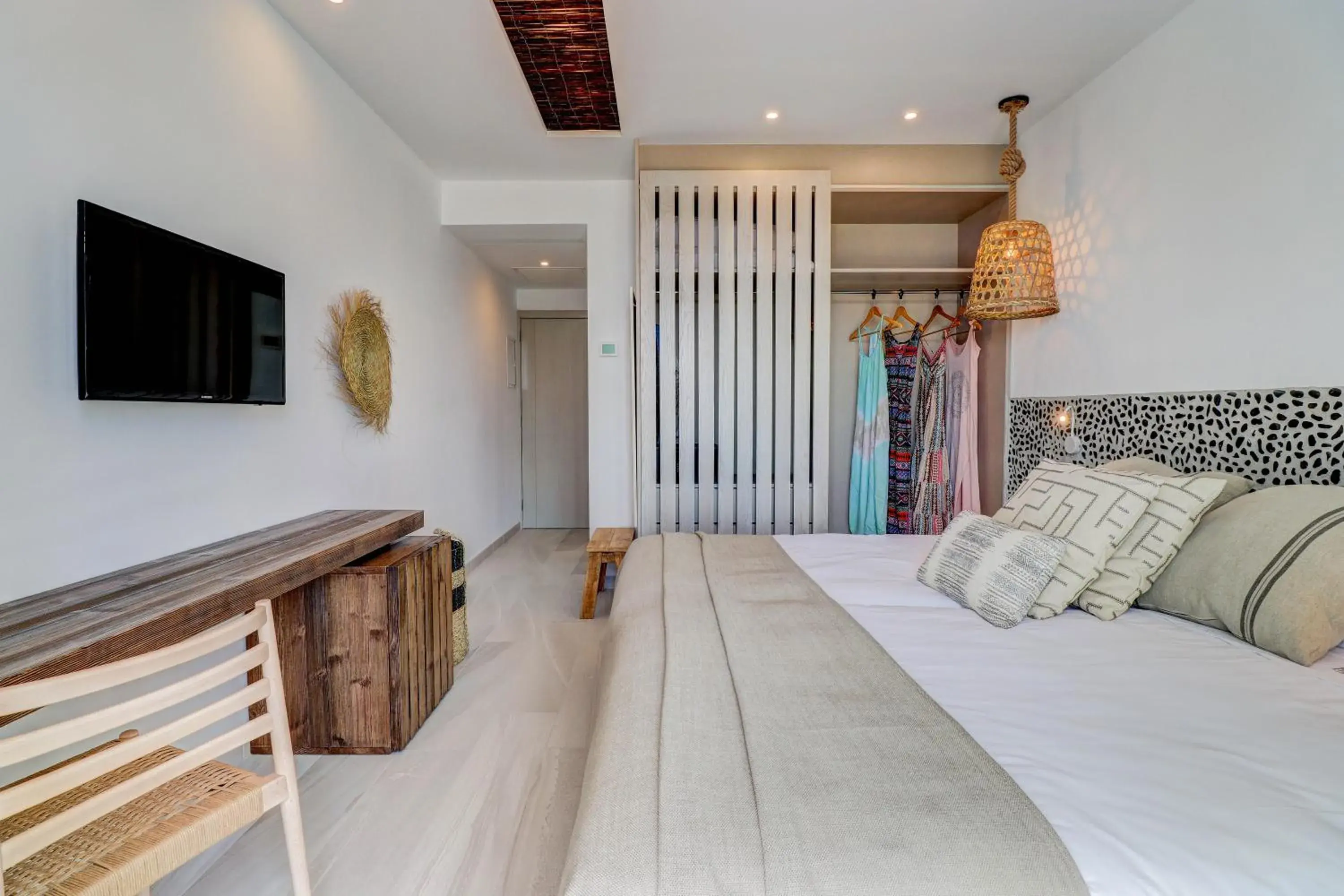 Photo of the whole room, Bed in Hoposa Pollentia - Adults Only Photo of the whole room, Bed in Hoposa Pollentia - Adults Only