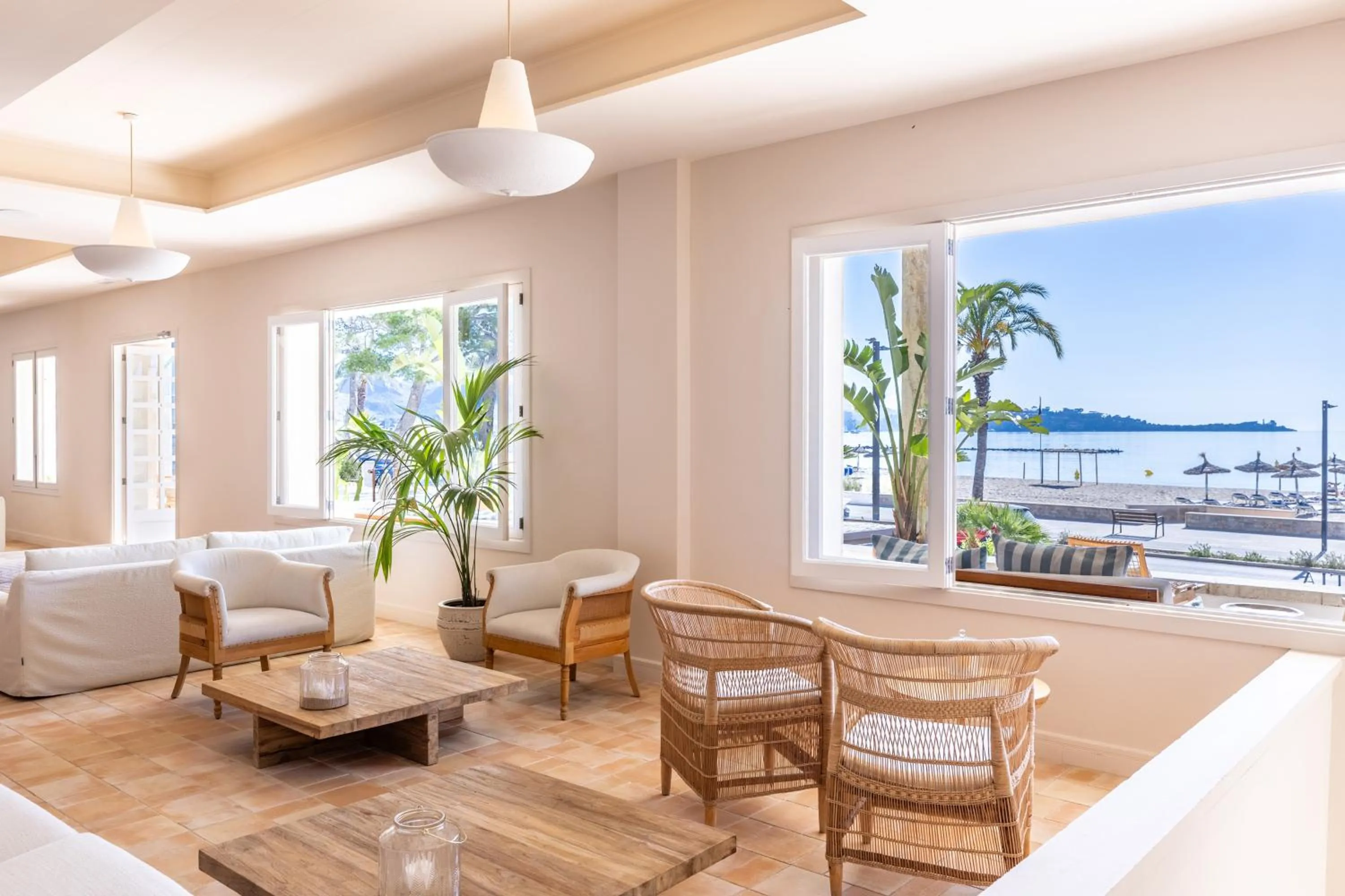 Property building in Hoposa Pollentia - Adults Only