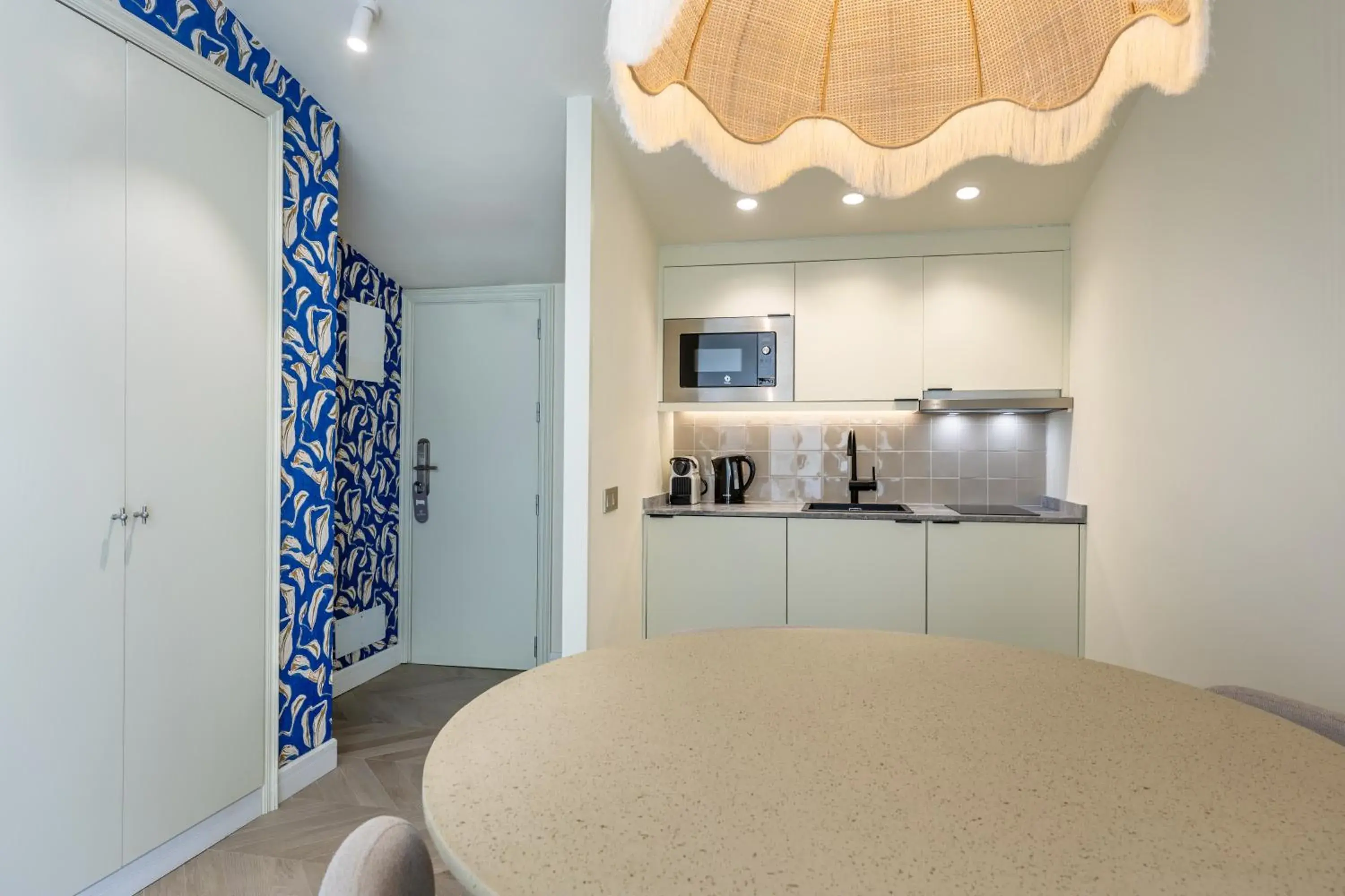 kitchen in Hoposa Pollensamar Apartamentos kitchen in Hoposa Pollensamar Apartamentos