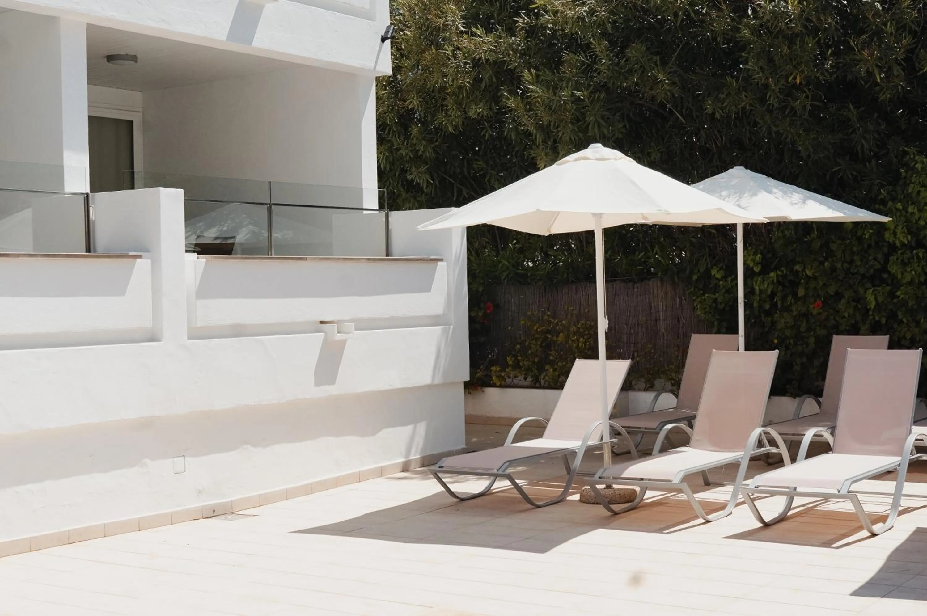 sunbed in Hoposa Pollensamar Apartamentos