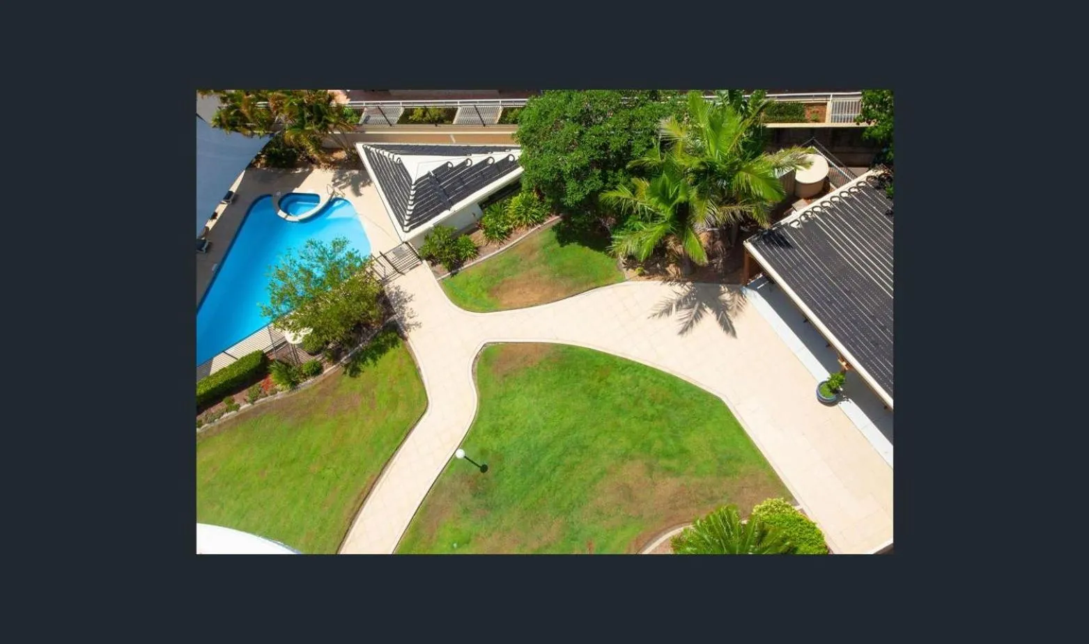 Garden in Spectrum Holiday Apartments