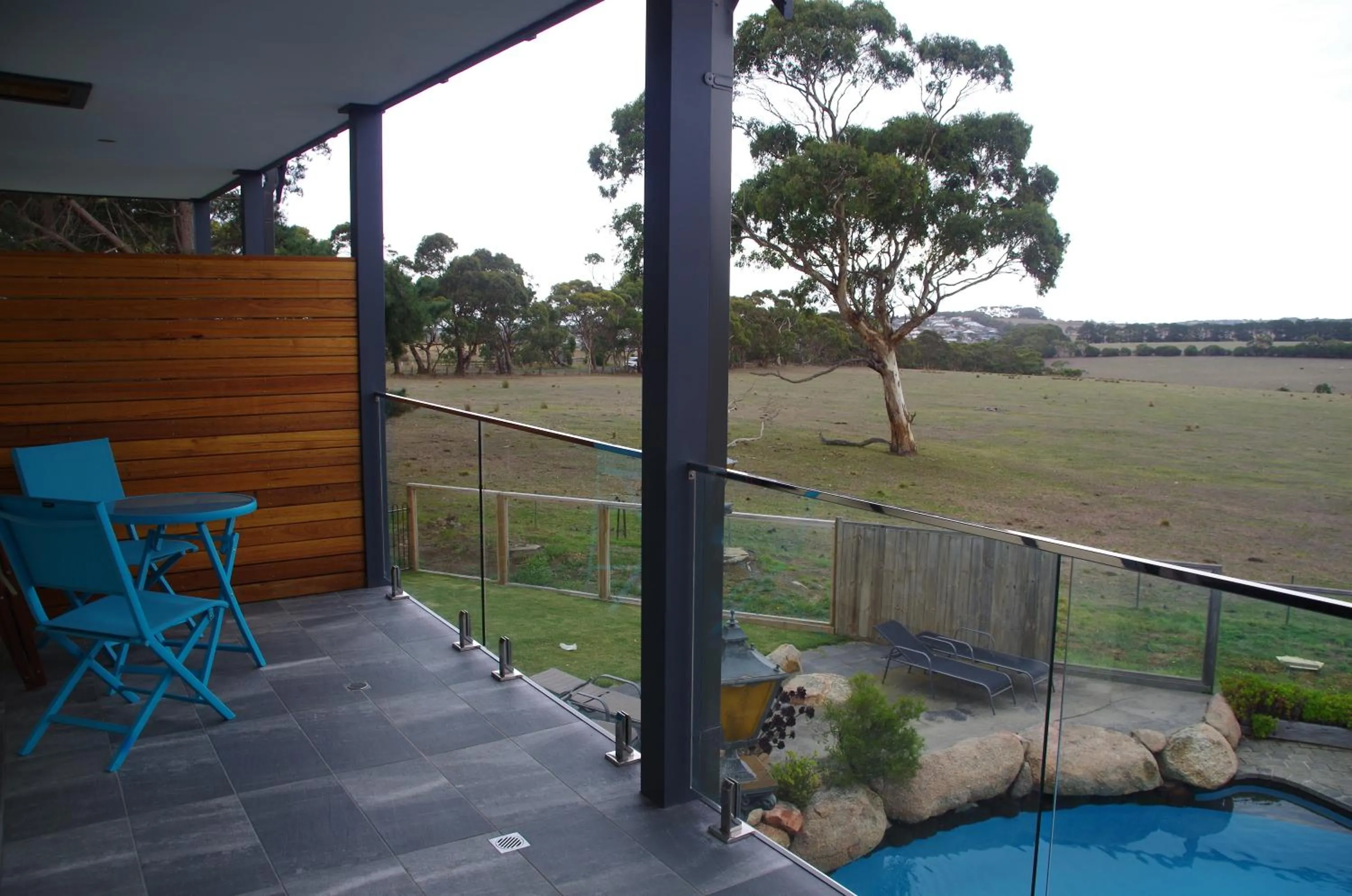 Garden view in The View on Grossmans