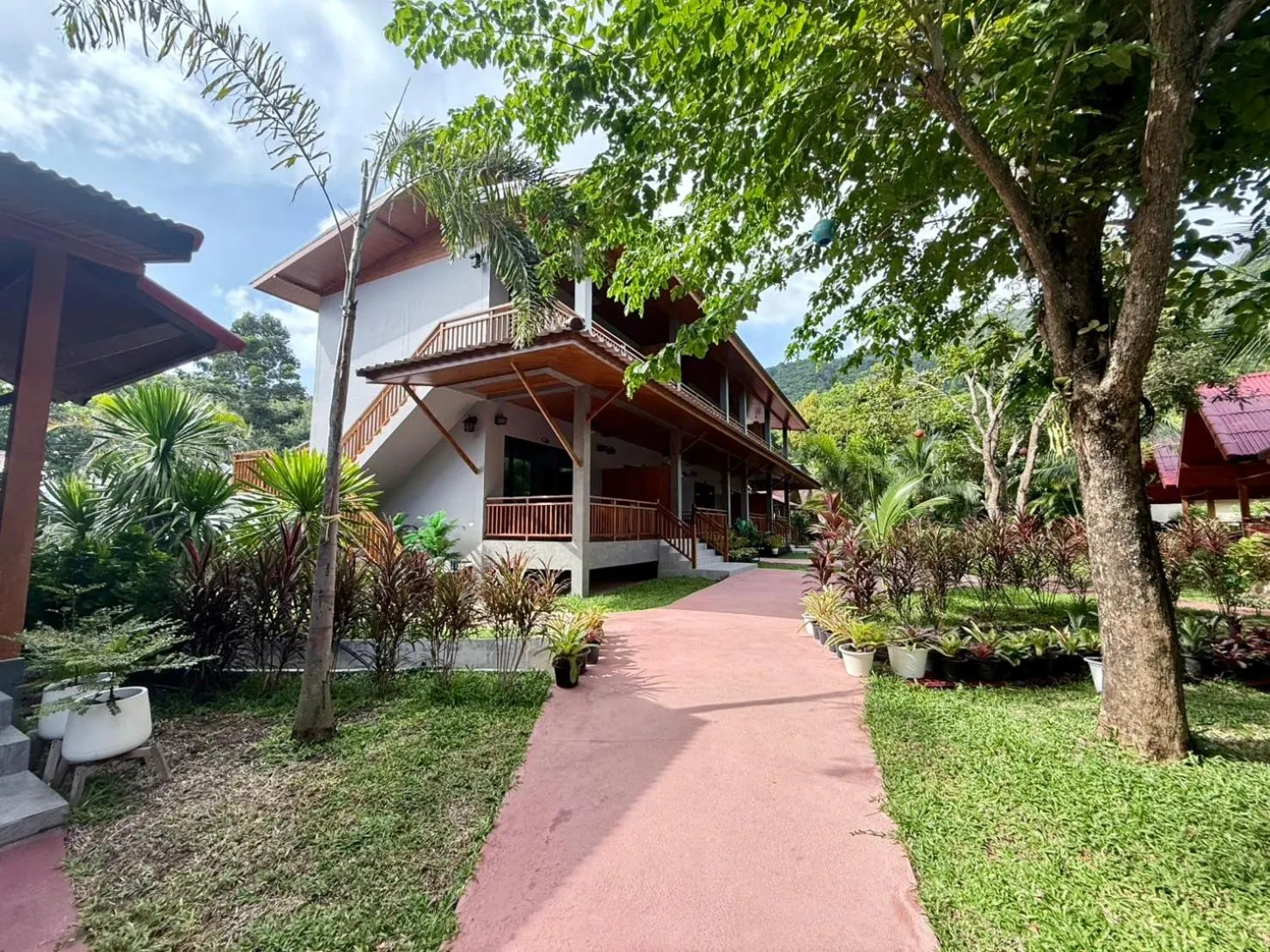 Nice Beach Resort Koh Pha-ngan