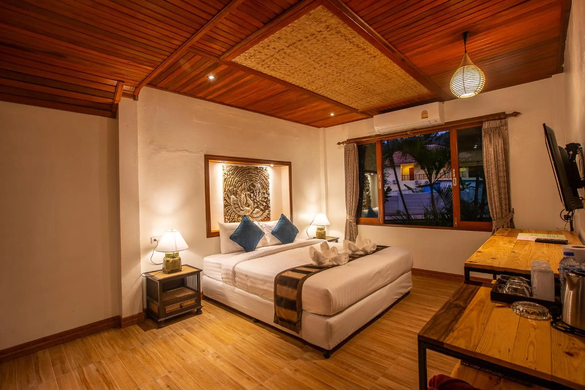 Bedroom in Nice Beach Resort Koh Pha-ngan