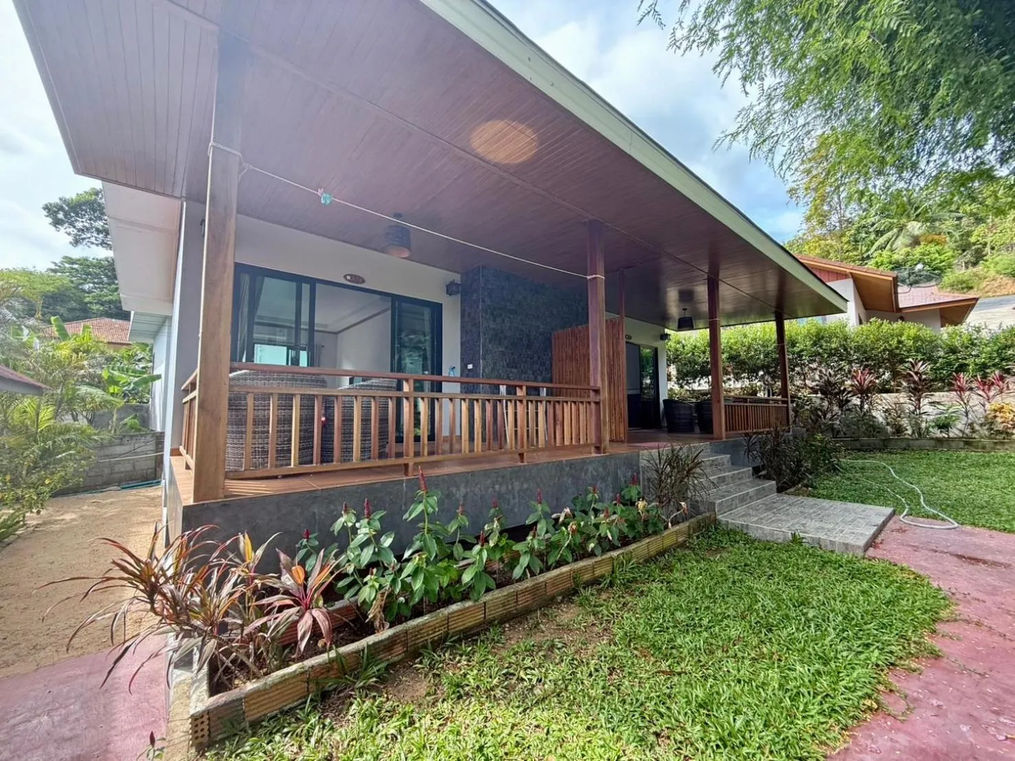 Property building in Nice Beach Resort Koh Pha-ngan