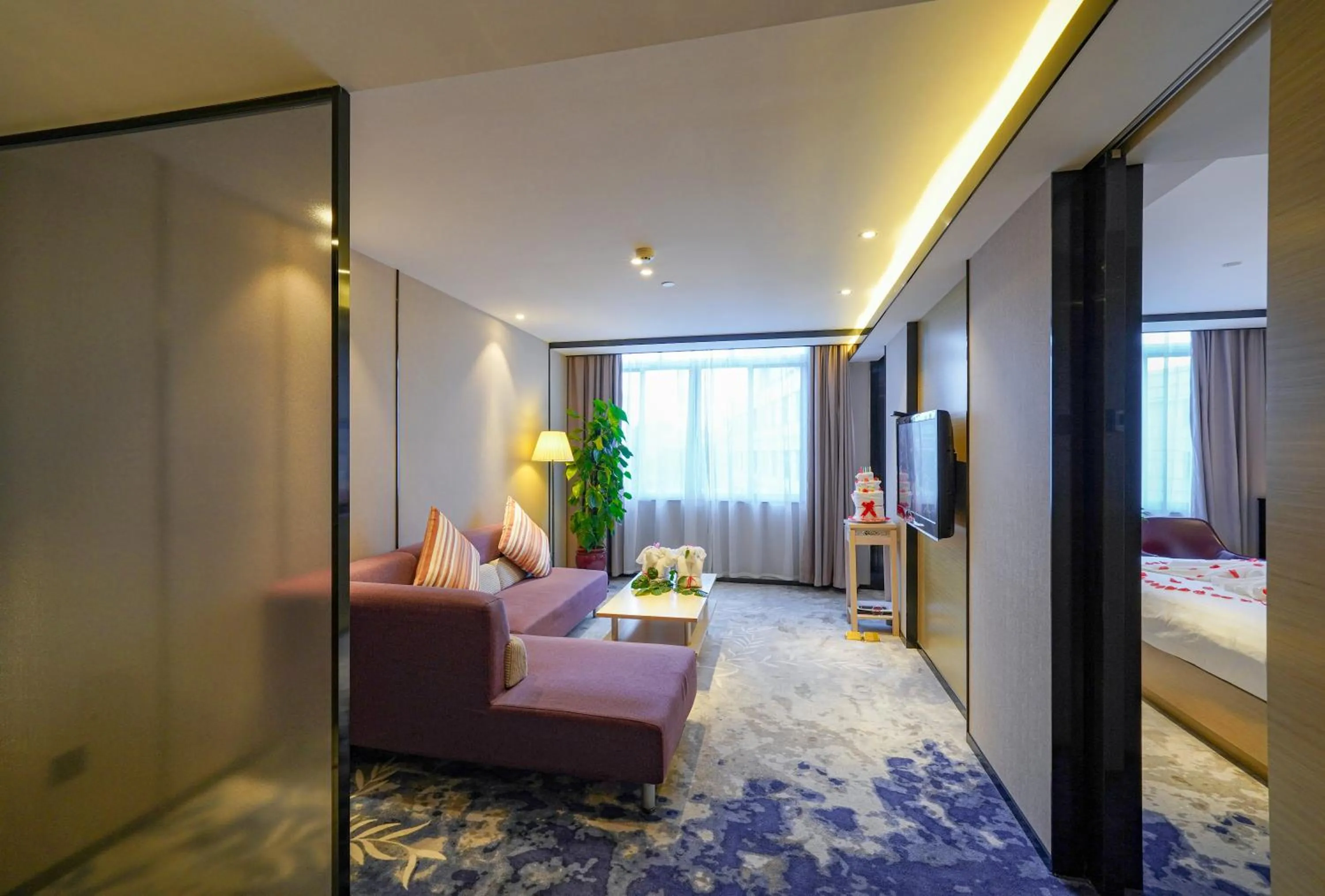 Bed in Guangdong Baiyun City Hotel