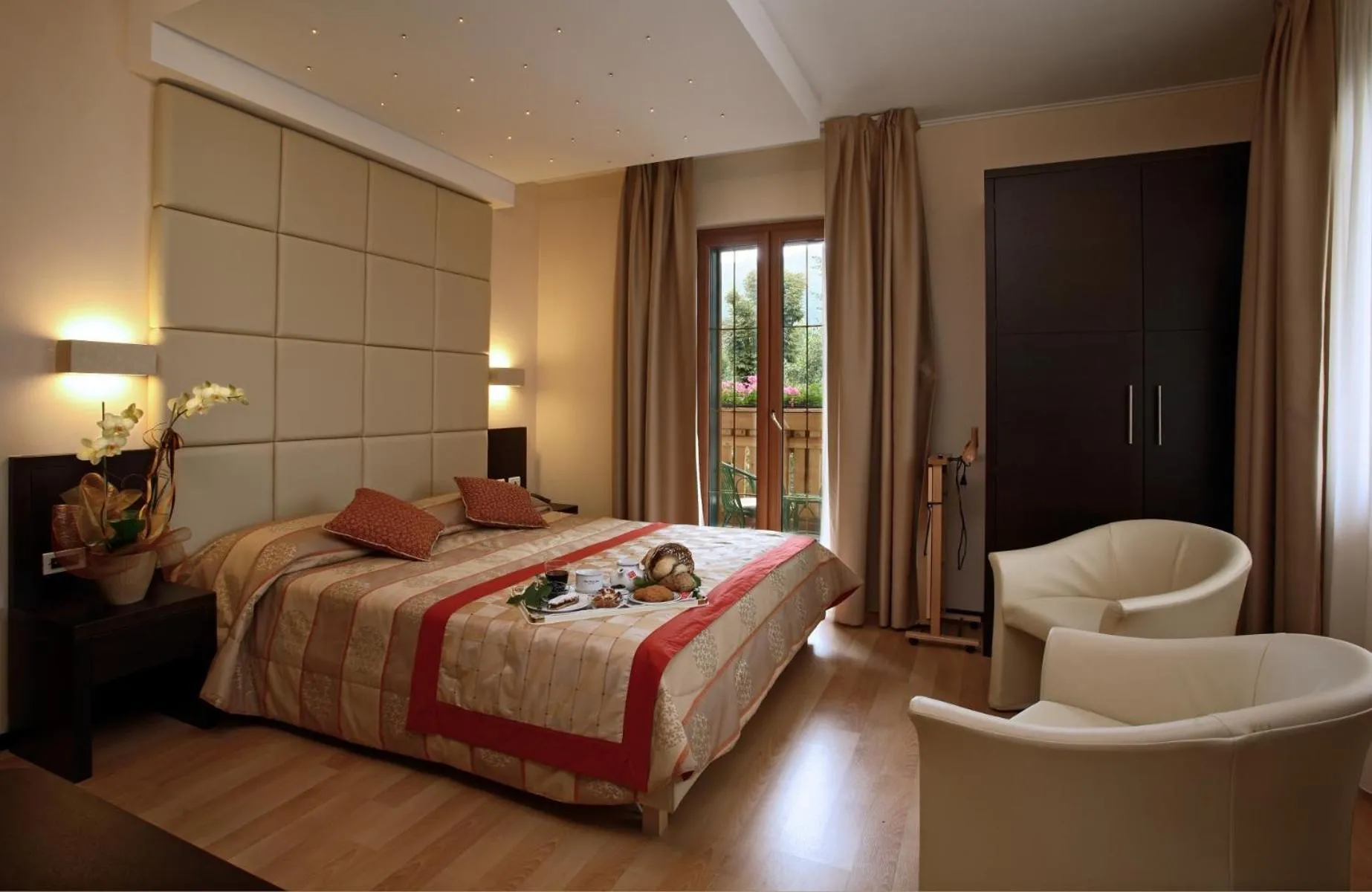 Photo of the whole room, Bed in Hotel Centro Benessere Gardel