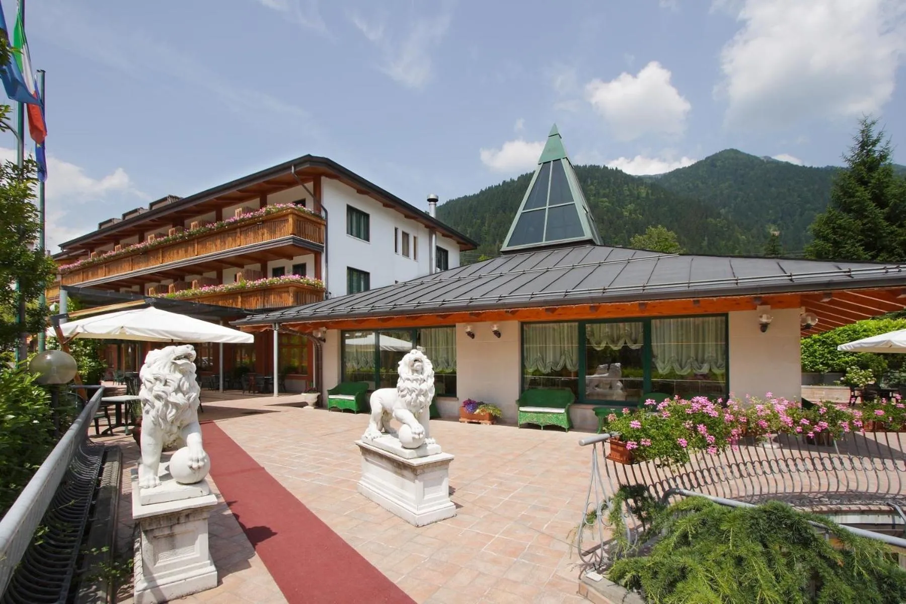 Balcony/Terrace in Hotel Centro Benessere Gardel