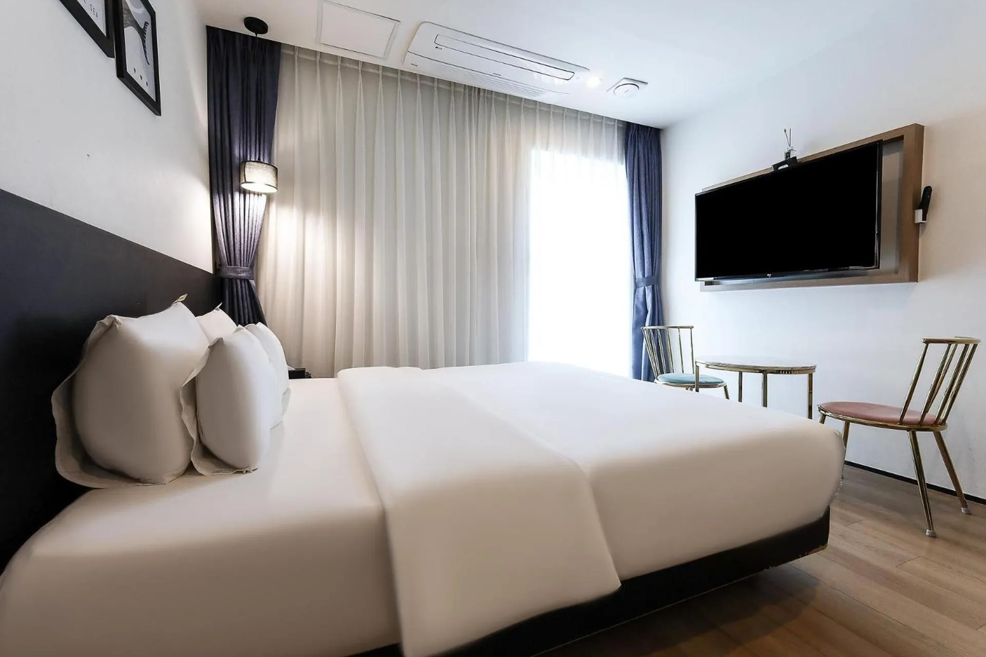 Deluxe Double Room in Gwanganri HOTEL OCEANVIEW