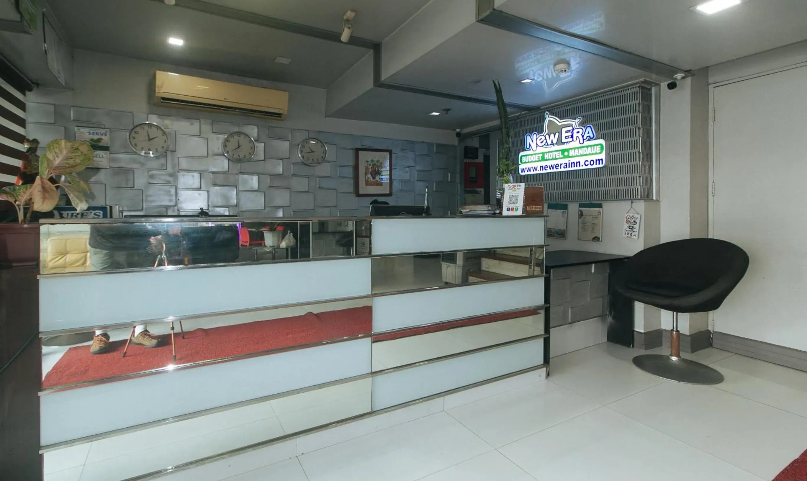 Lobby or reception in RedDoorz Plus New Era Budget Hotel Mandaue former RedDoorz Plus near UV Mandaue Cebu Lobby or reception in RedDoorz Plus New Era Budget Hotel Mandaue former RedDoorz Plus near UV Mandaue Cebu