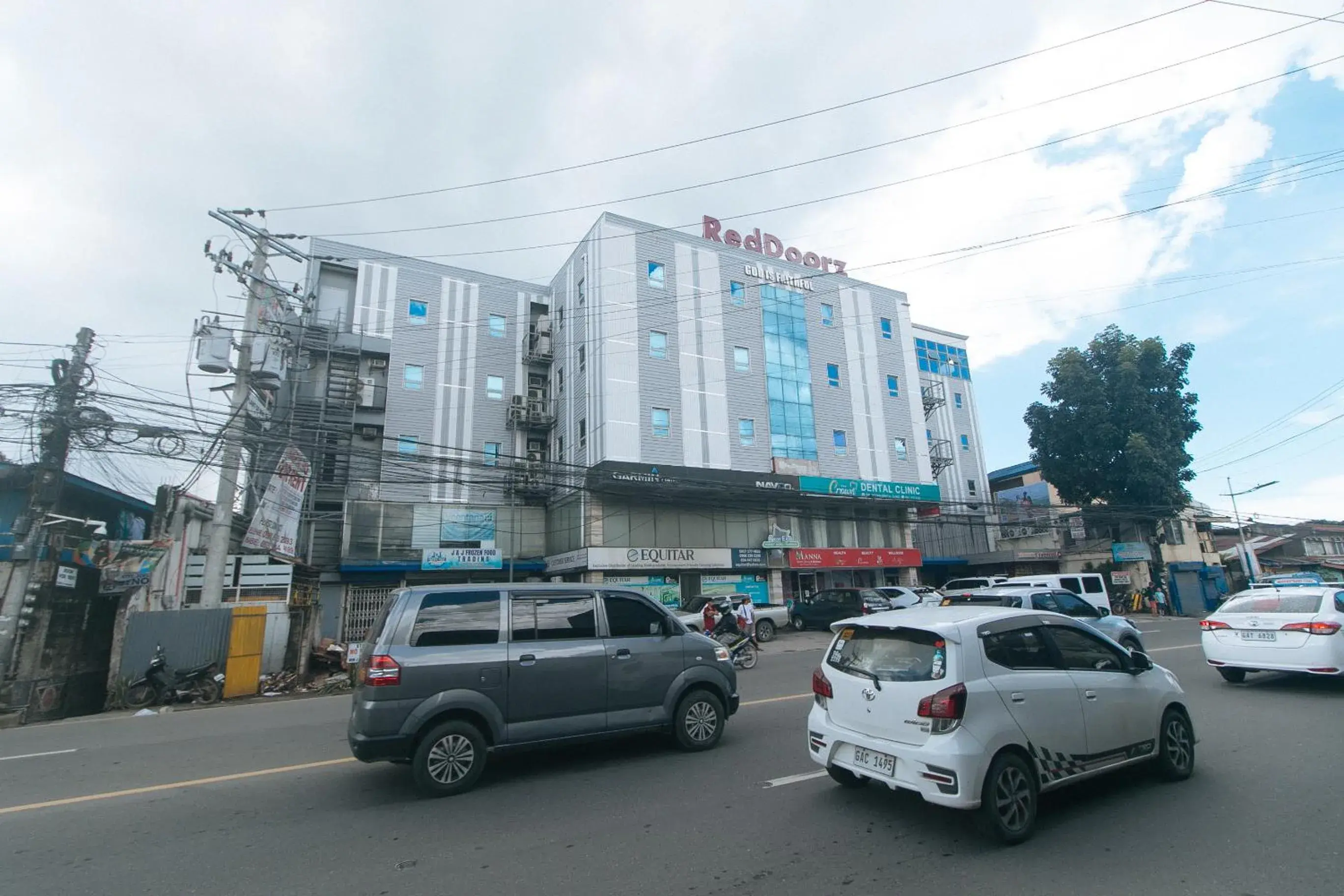 Property building in RedDoorz Plus New Era Budget Hotel Mandaue former RedDoorz Plus near UV Mandaue Cebu Property building in RedDoorz Plus New Era Budget Hotel Mandaue former RedDoorz Plus near UV Mandaue Cebu