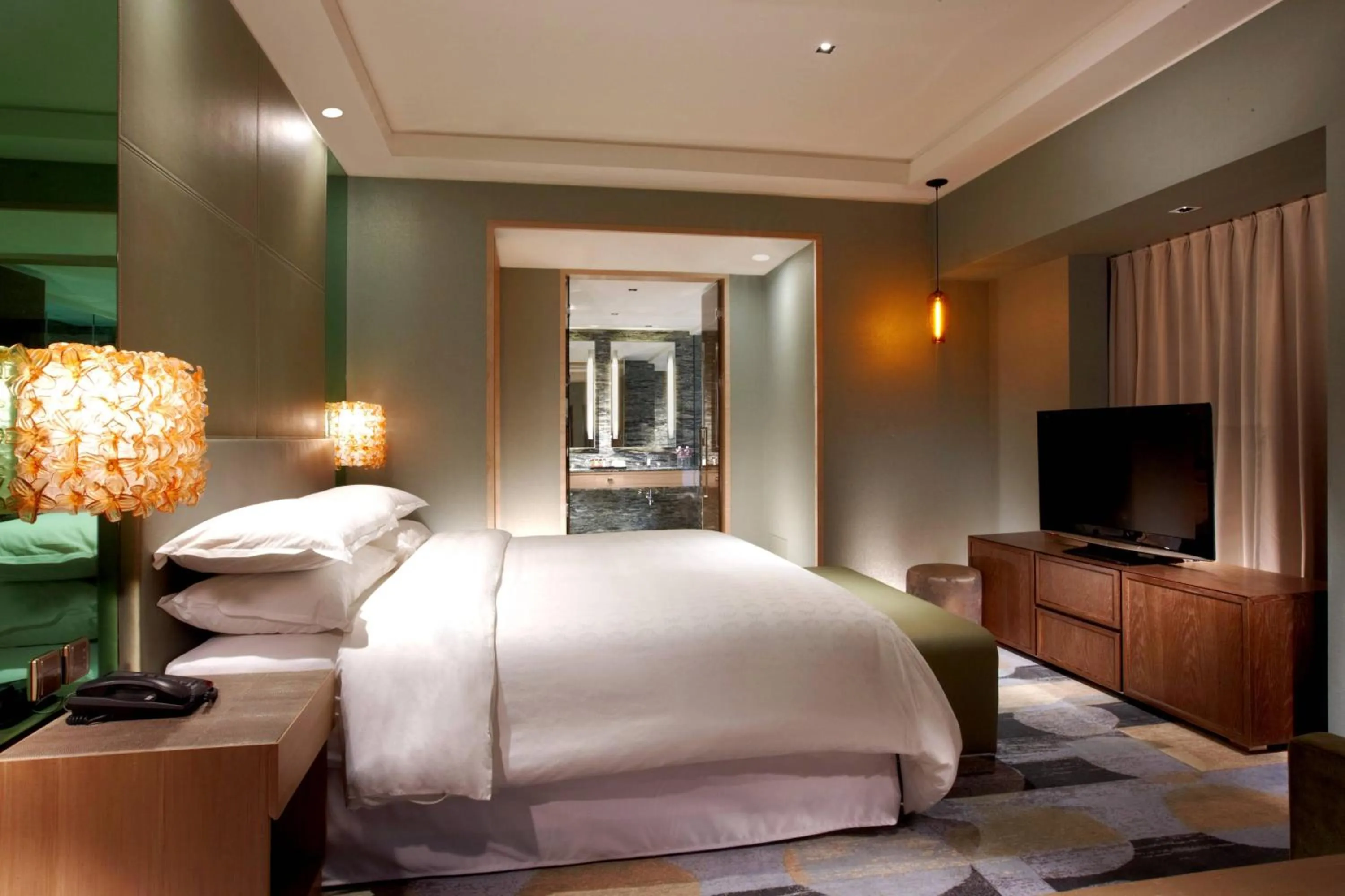 Bedroom, Bed in Sheraton Hsinchu Hotel