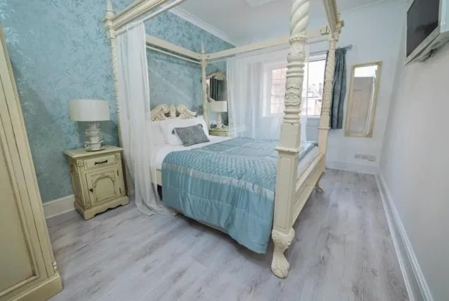 Bed in G Boutique Hotel