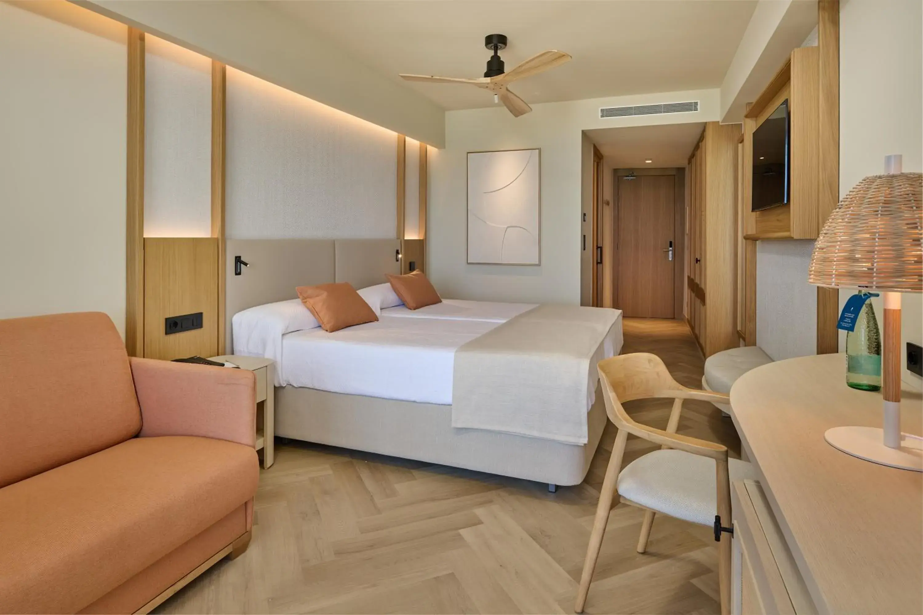 Bed in Hipotels Don Juan Bed in Hipotels Don Juan