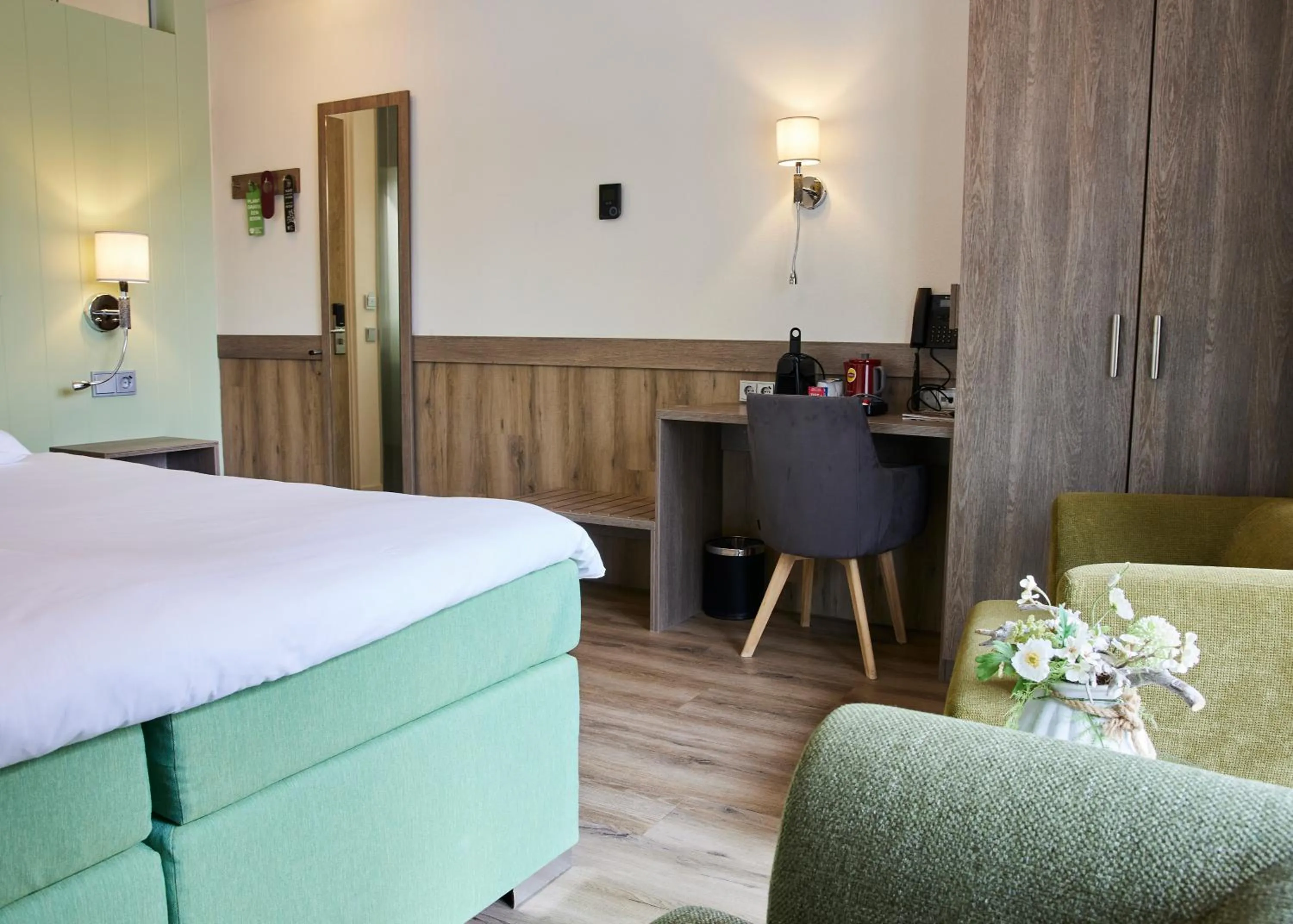 Coffee/tea facilities, Bed in Hotel Erve Hulsbeek