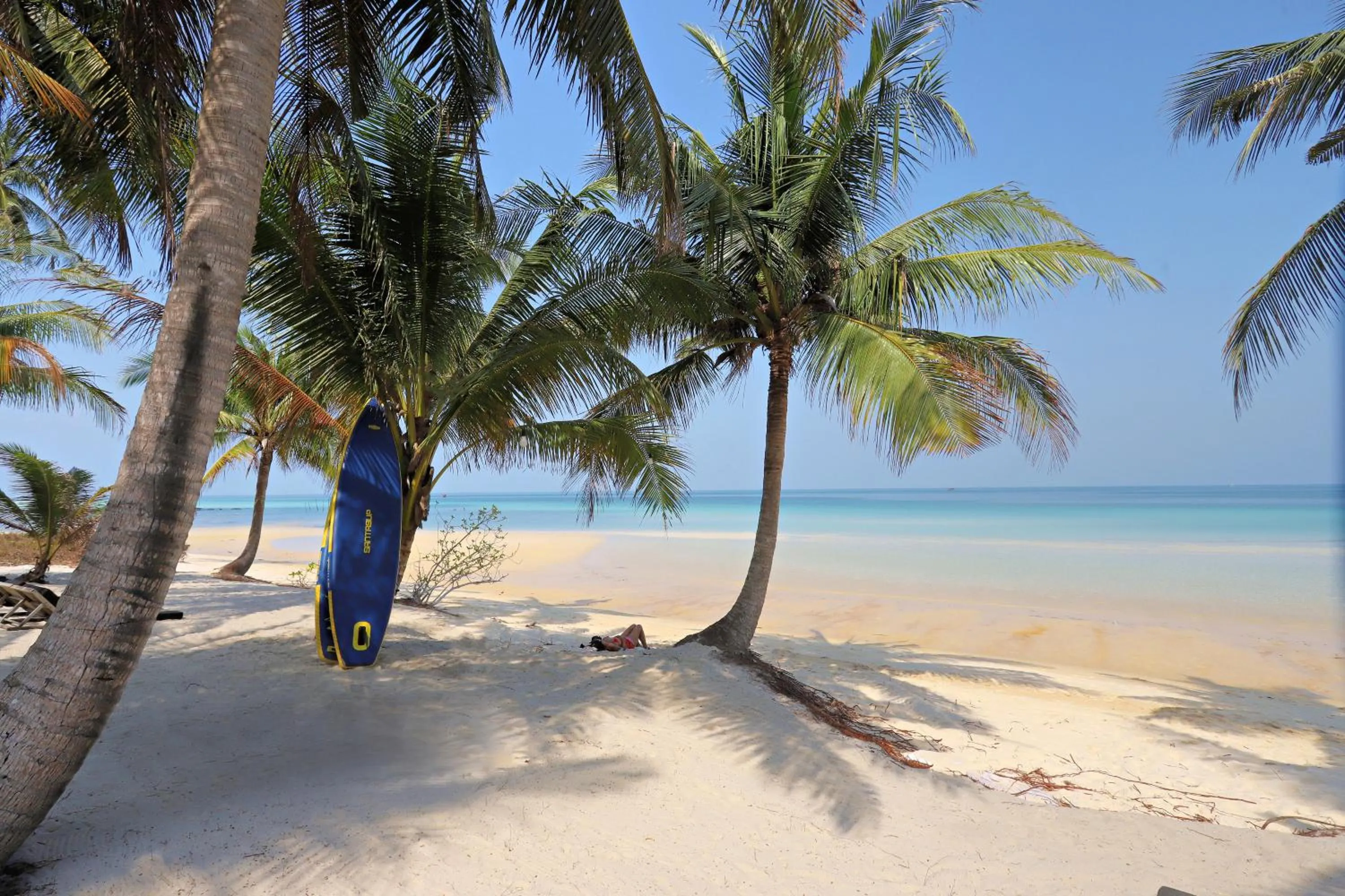Beach in Tamu Koh Rong