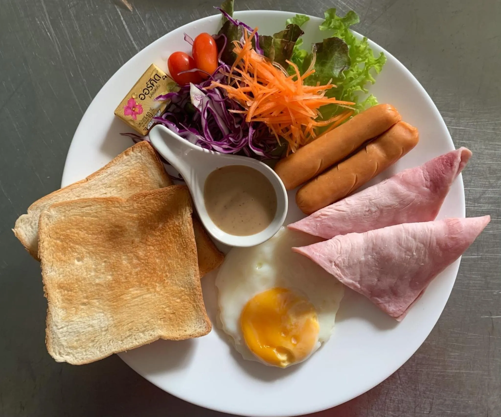 Food in Baan Pingkan Wellness Resort