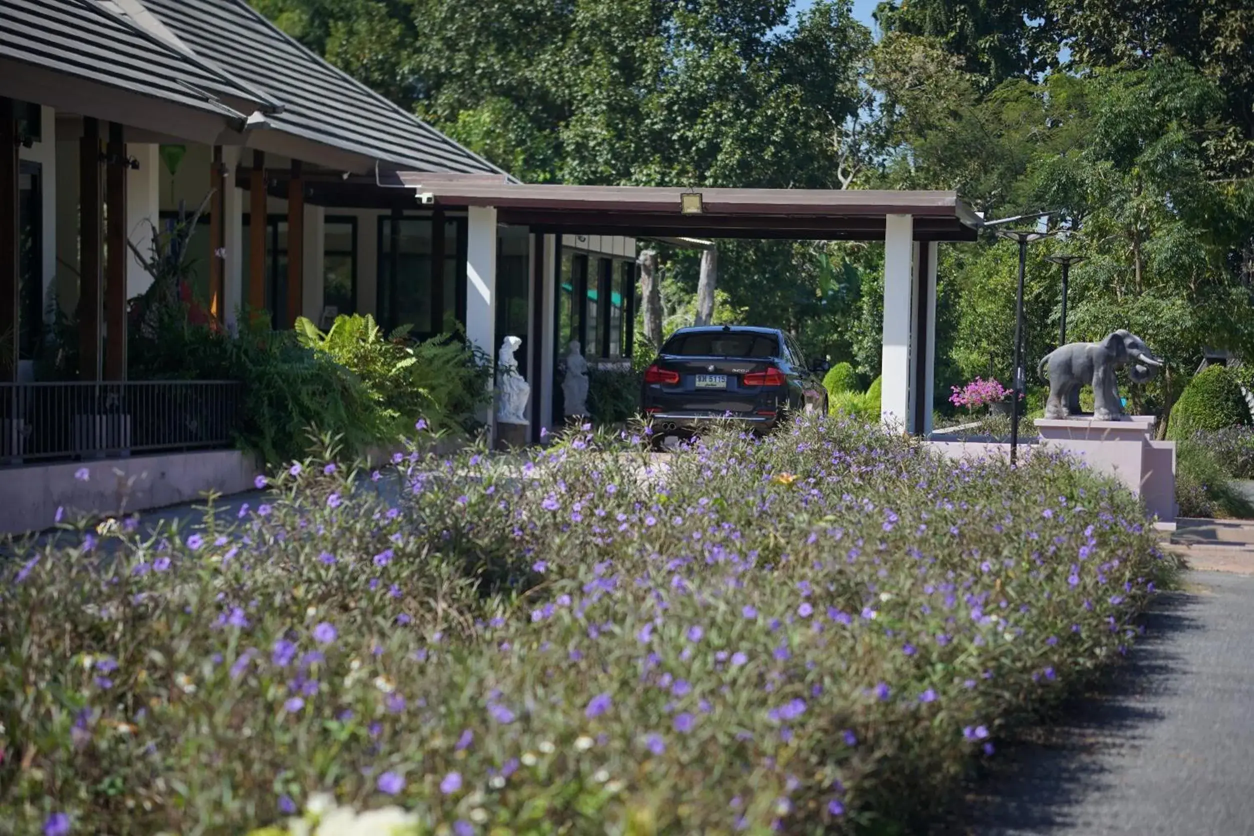 Property building in Baan Pingkan Wellness Resort Property building in Baan Pingkan Wellness Resort