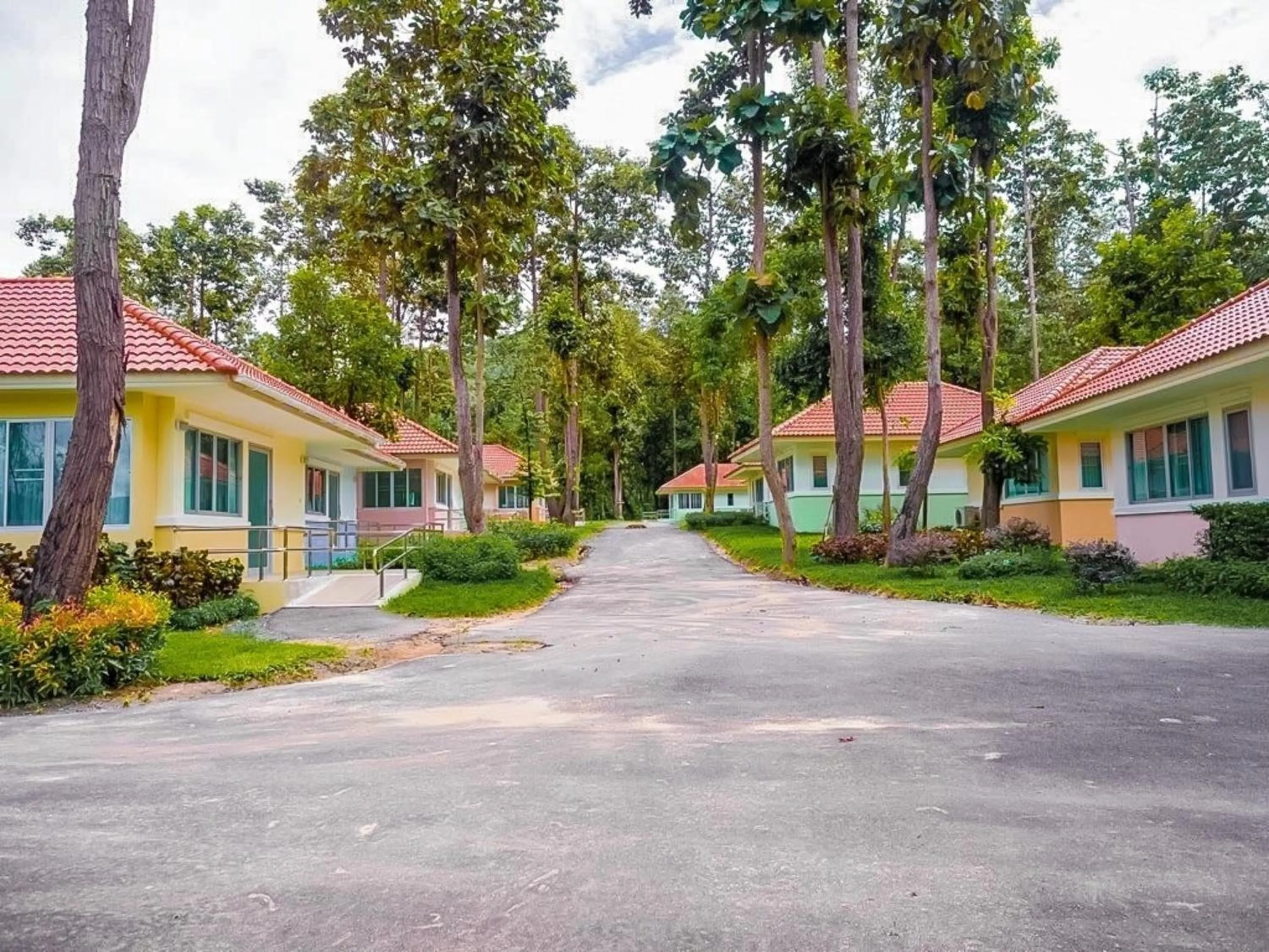 Property building in Baan Pingkan Wellness Resort