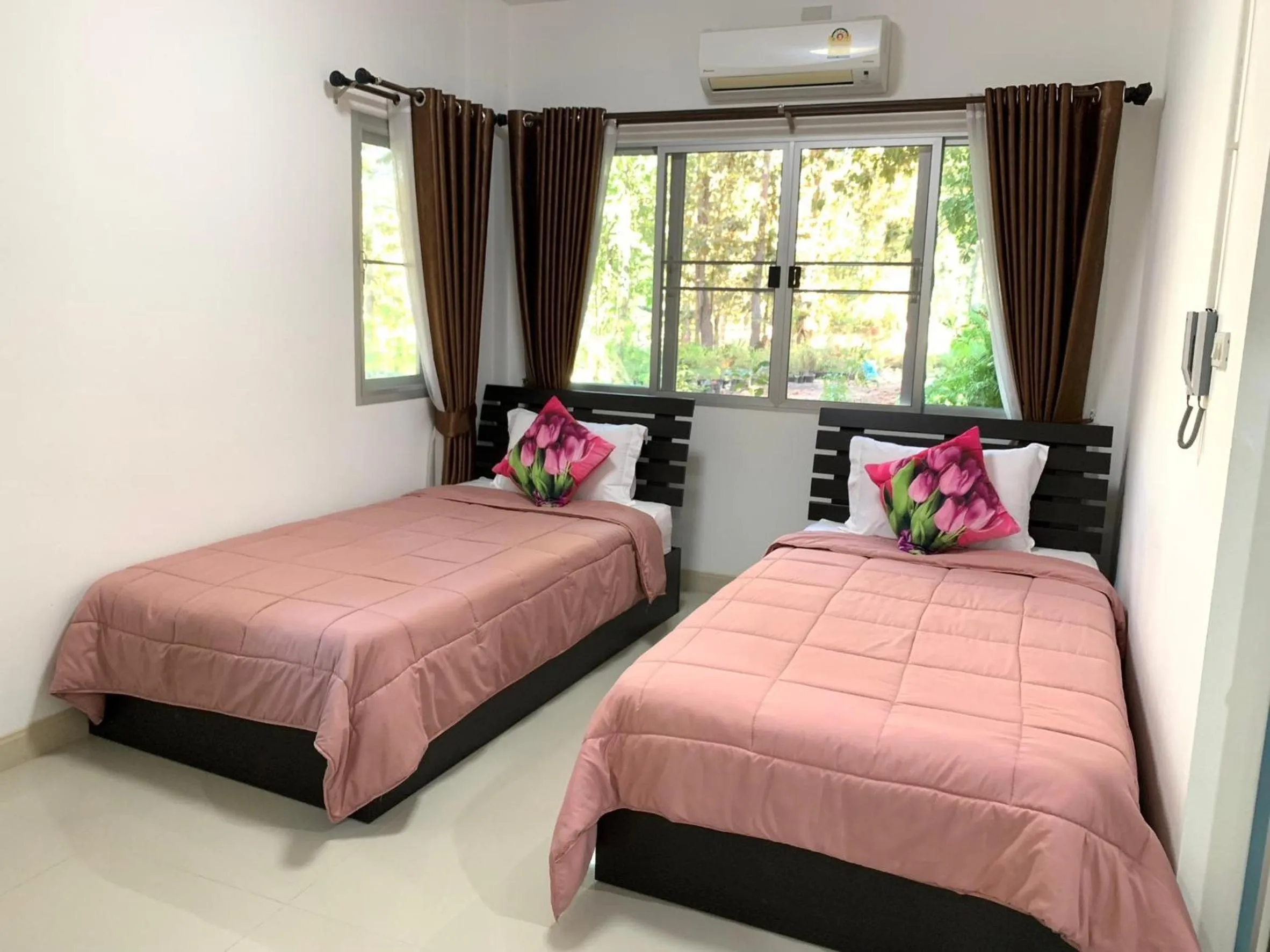 Bed in Baan Ping Kan Longstay