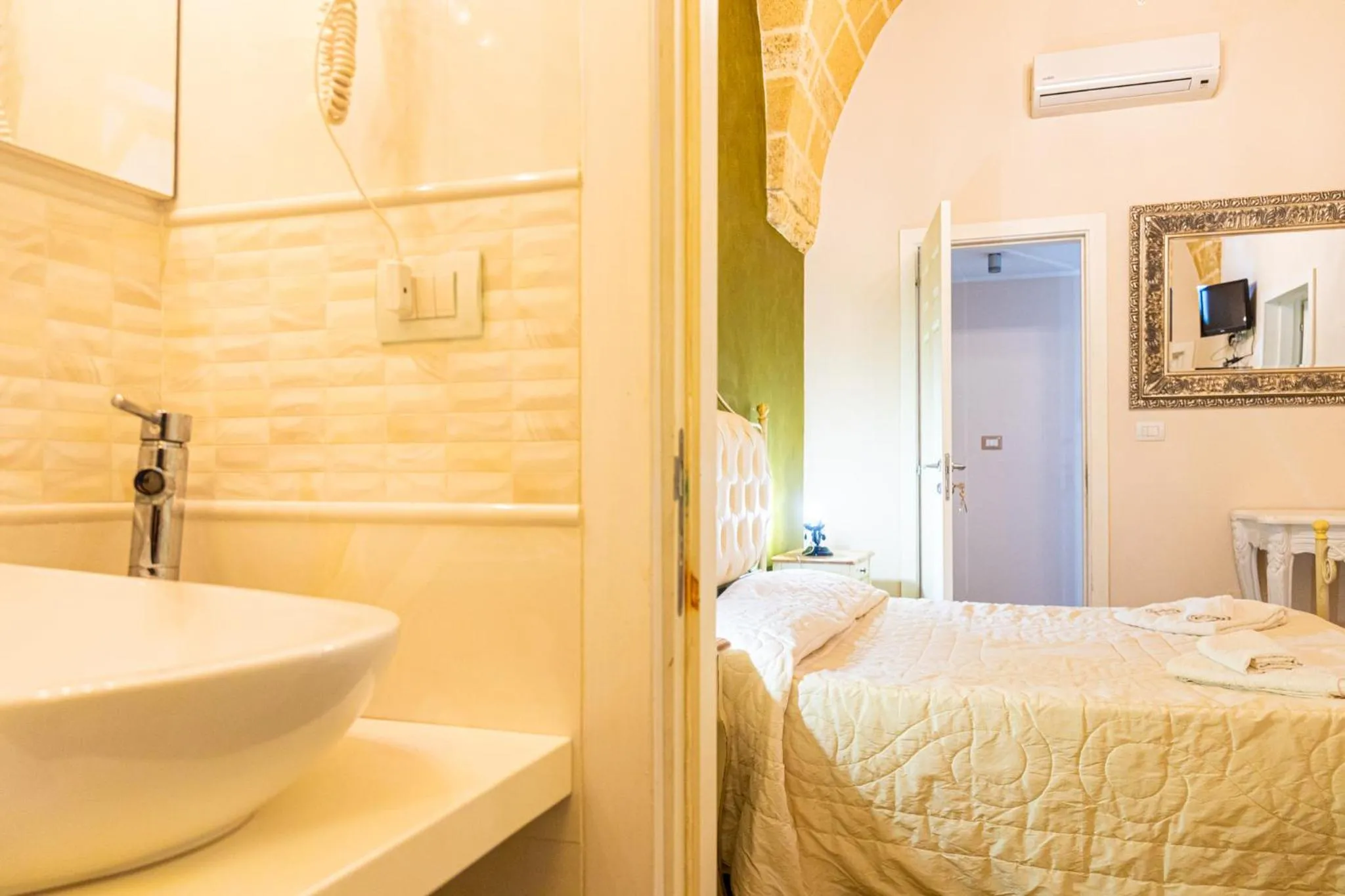 Bed in Palazzo Aurora