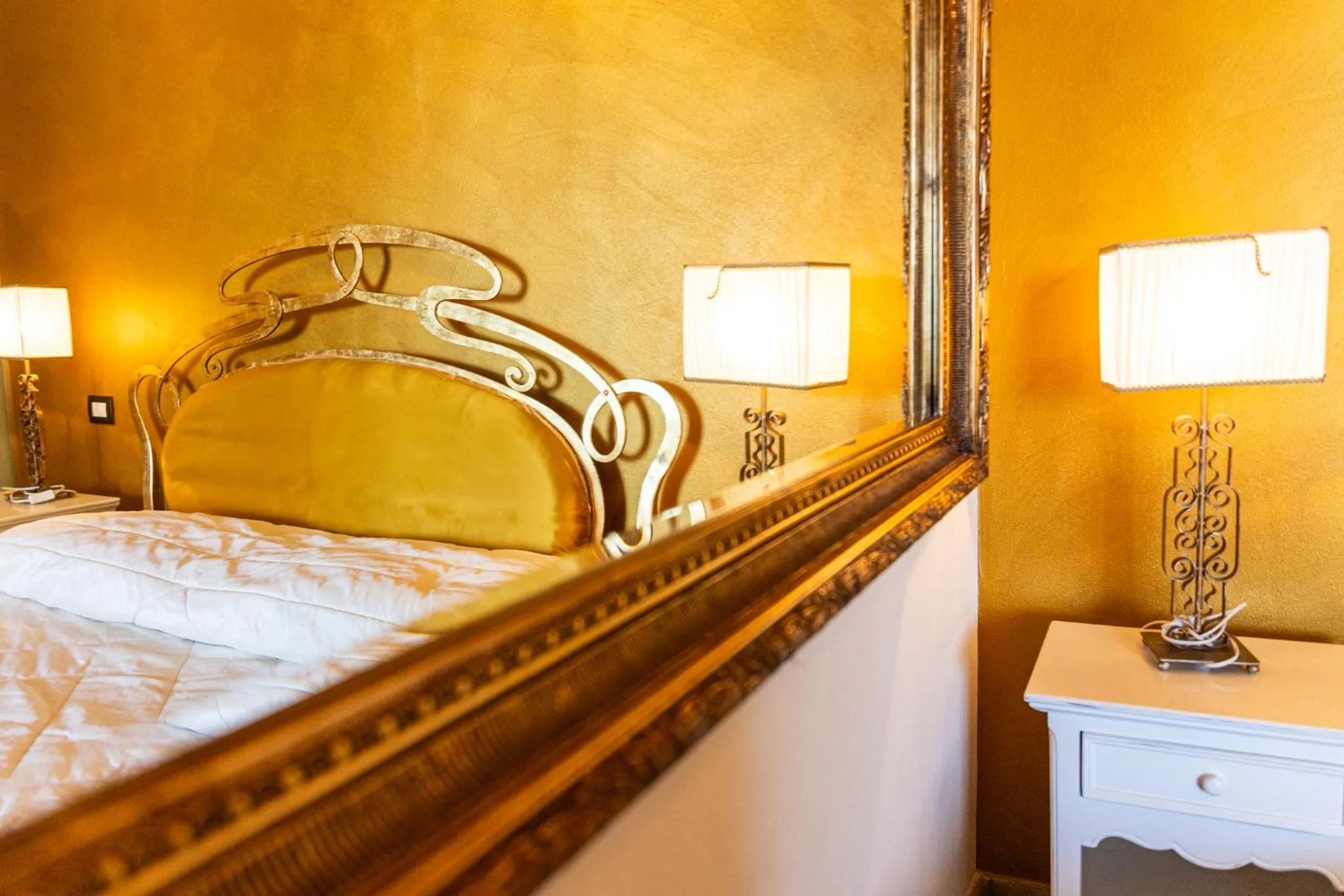 Bed in Palazzo Aurora