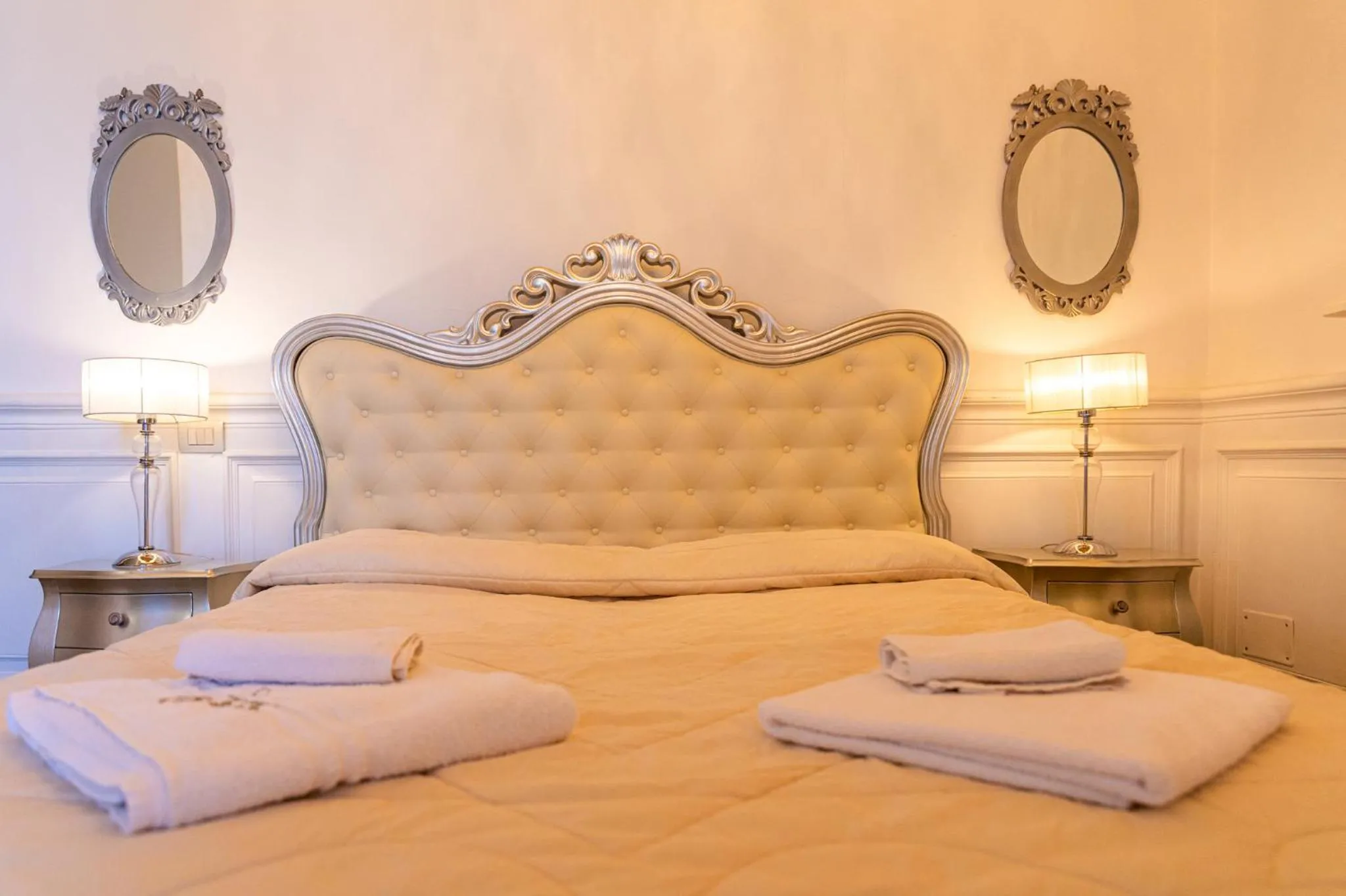Bed in Palazzo Aurora