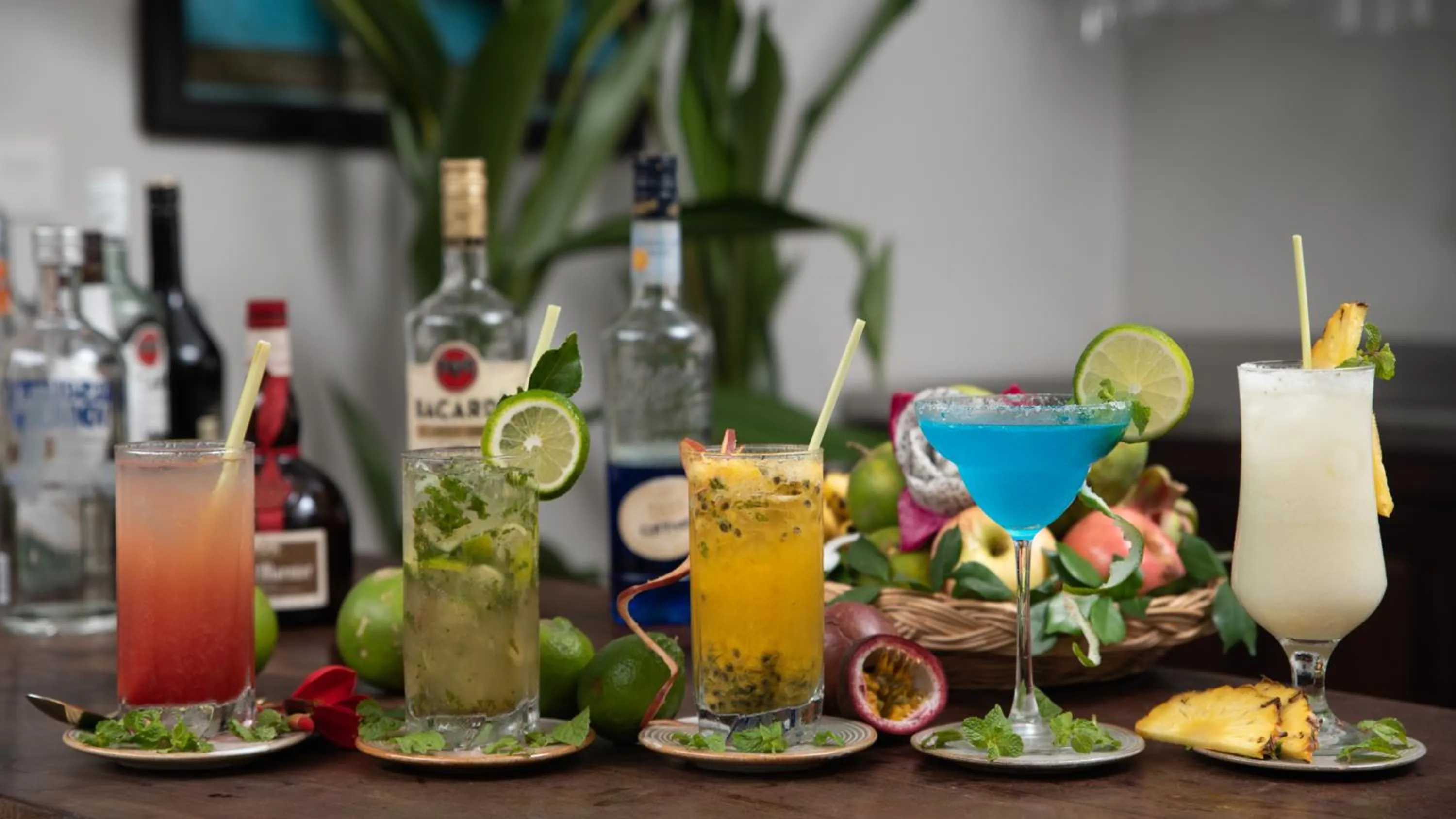 Food and drinks in Mane History Lovers