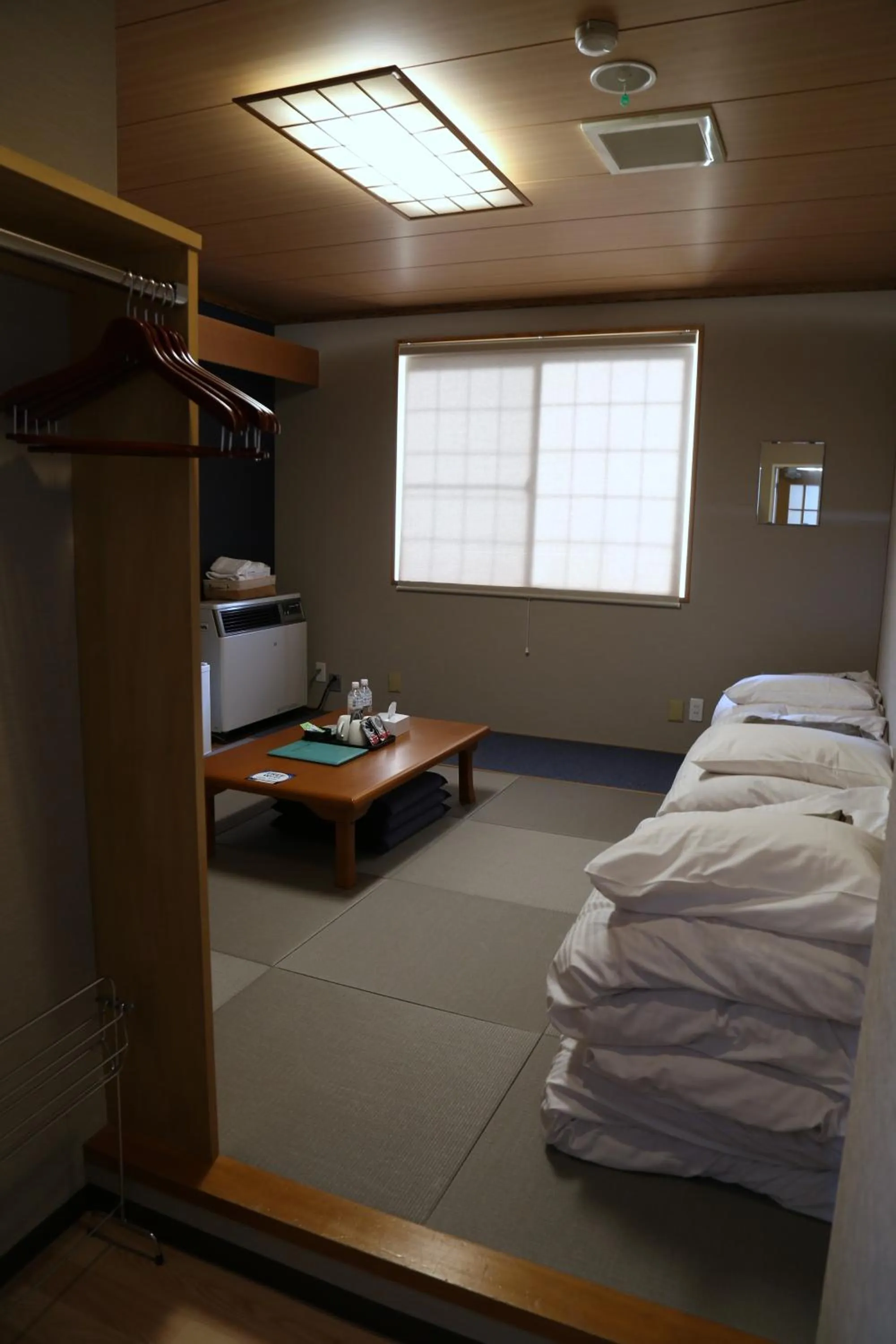 Bedroom, Bed in CHALET BURLAP FURANUI