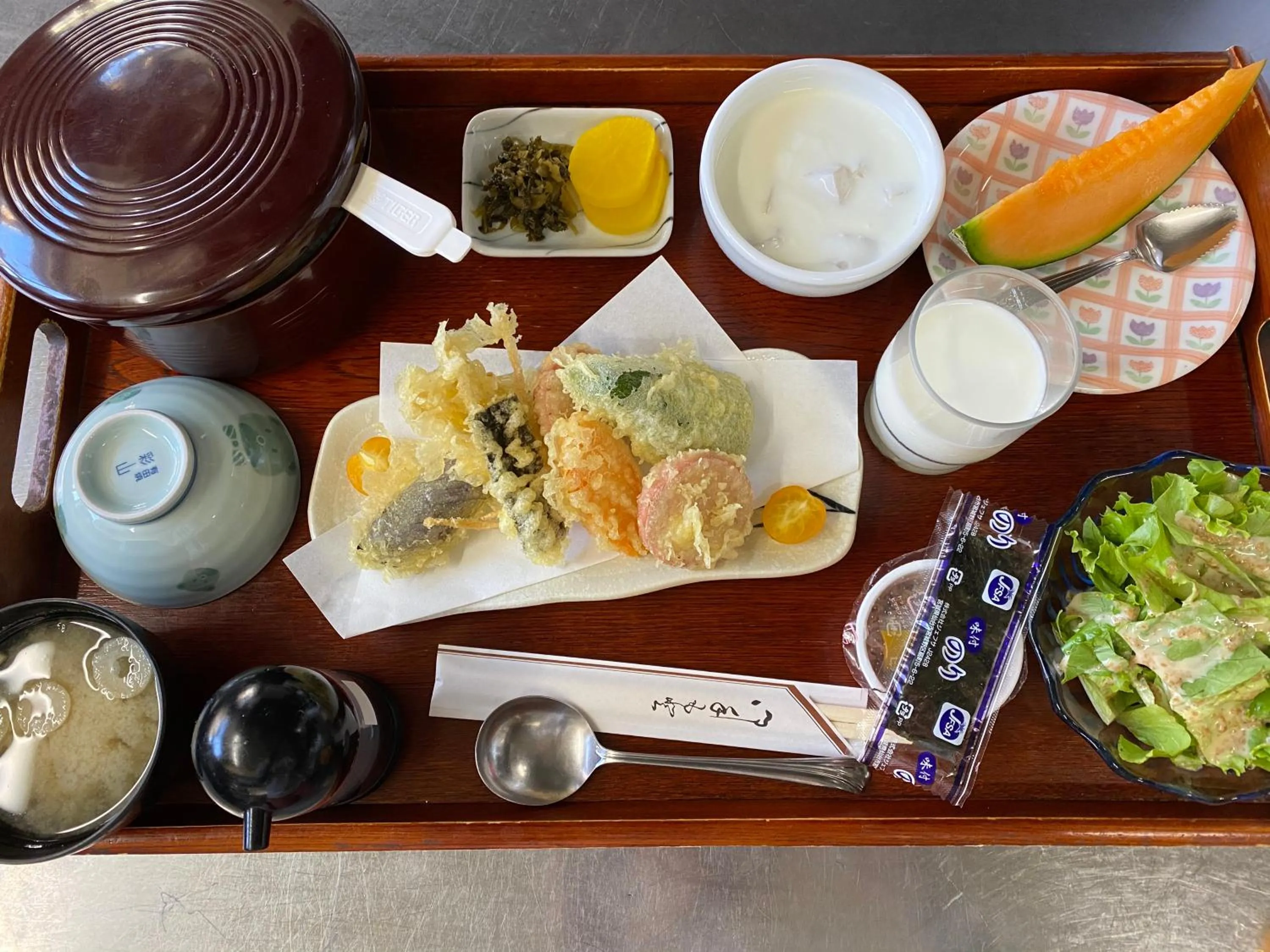 Asian breakfast in CHALET BURLAP FURANUI