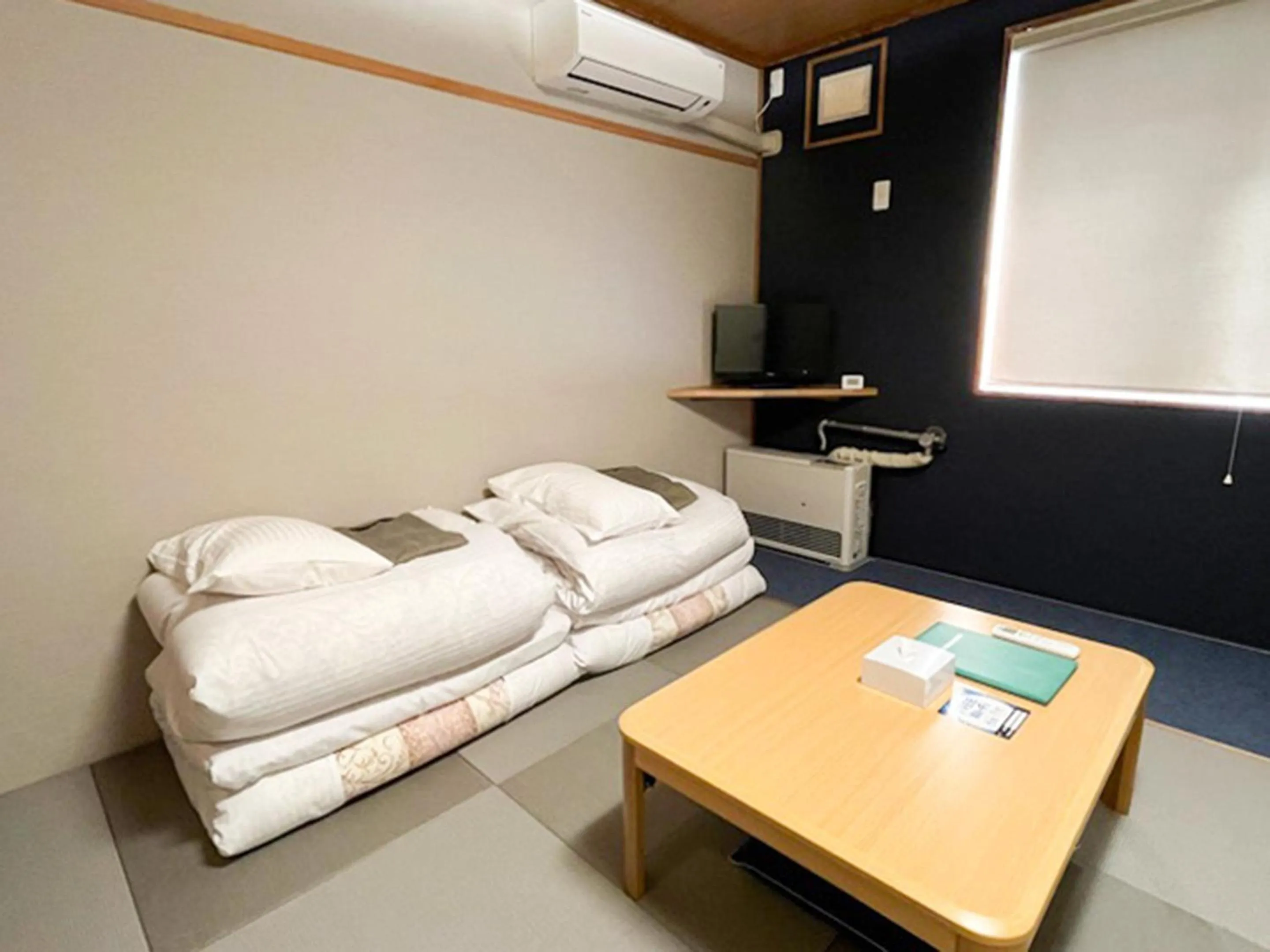 Photo of the whole room, Bed in CHALET BURLAP FURANUI