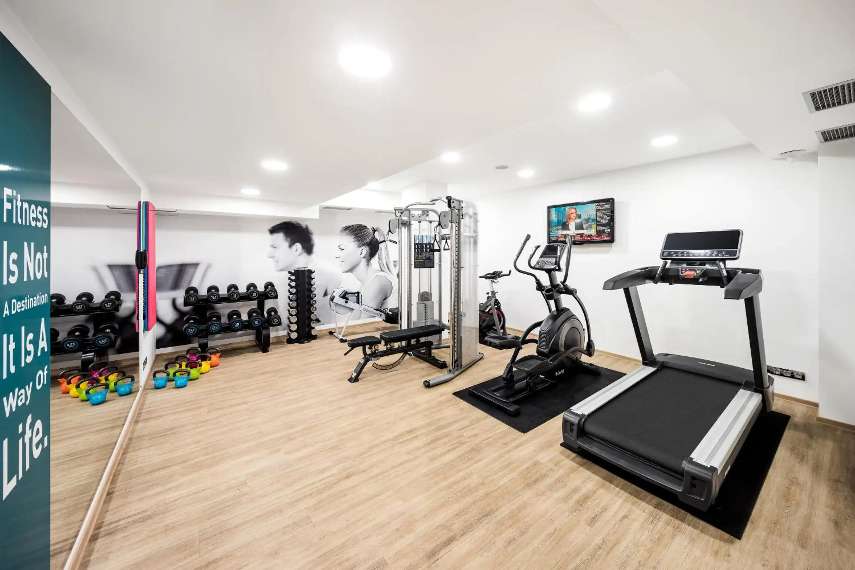 Fitness centre/facilities in Occidental Praha Five Fitness centre/facilities in Occidental Praha Five