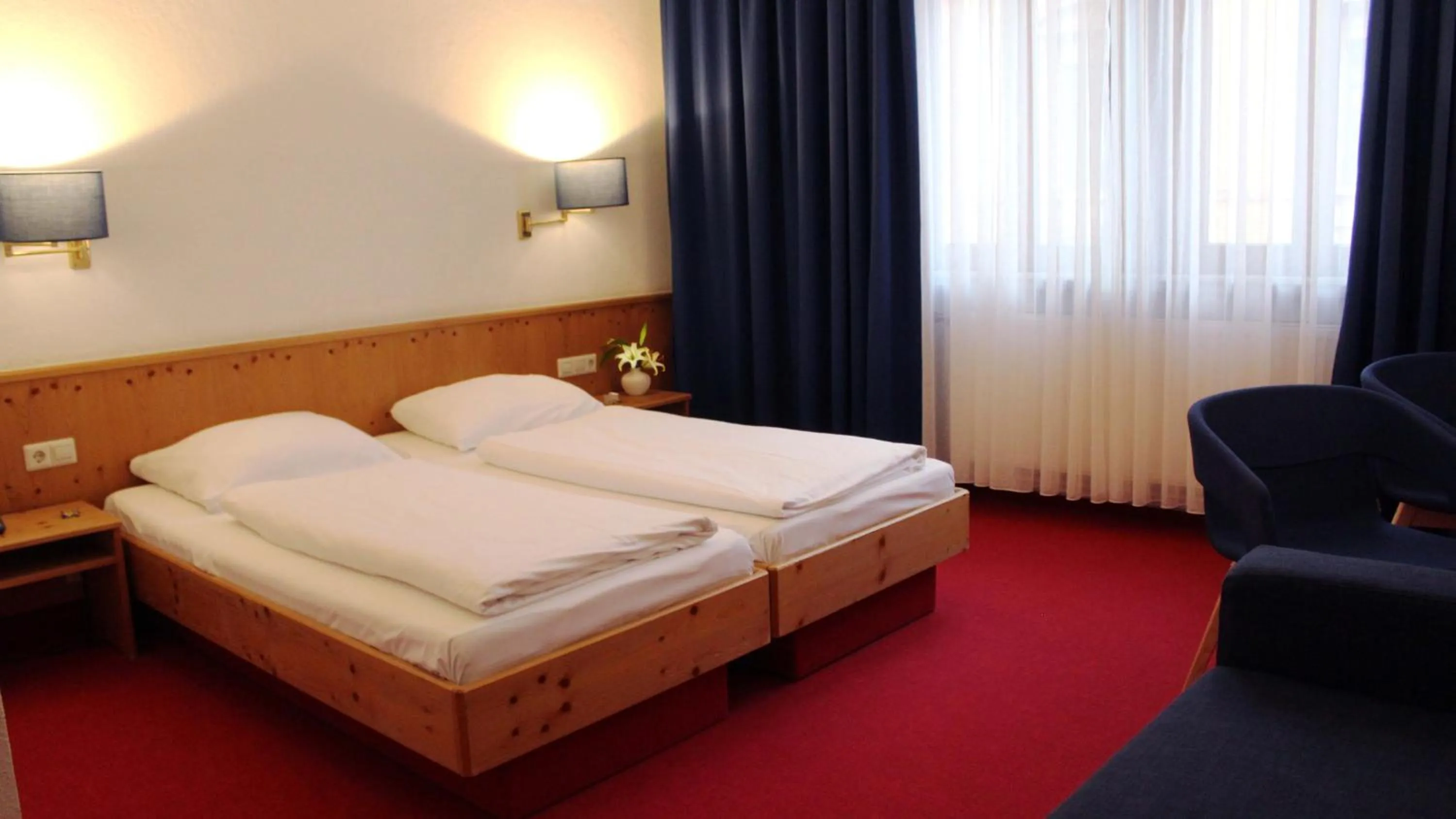 Photo of the whole room, Bed in Hotel Restaurant Krokodil