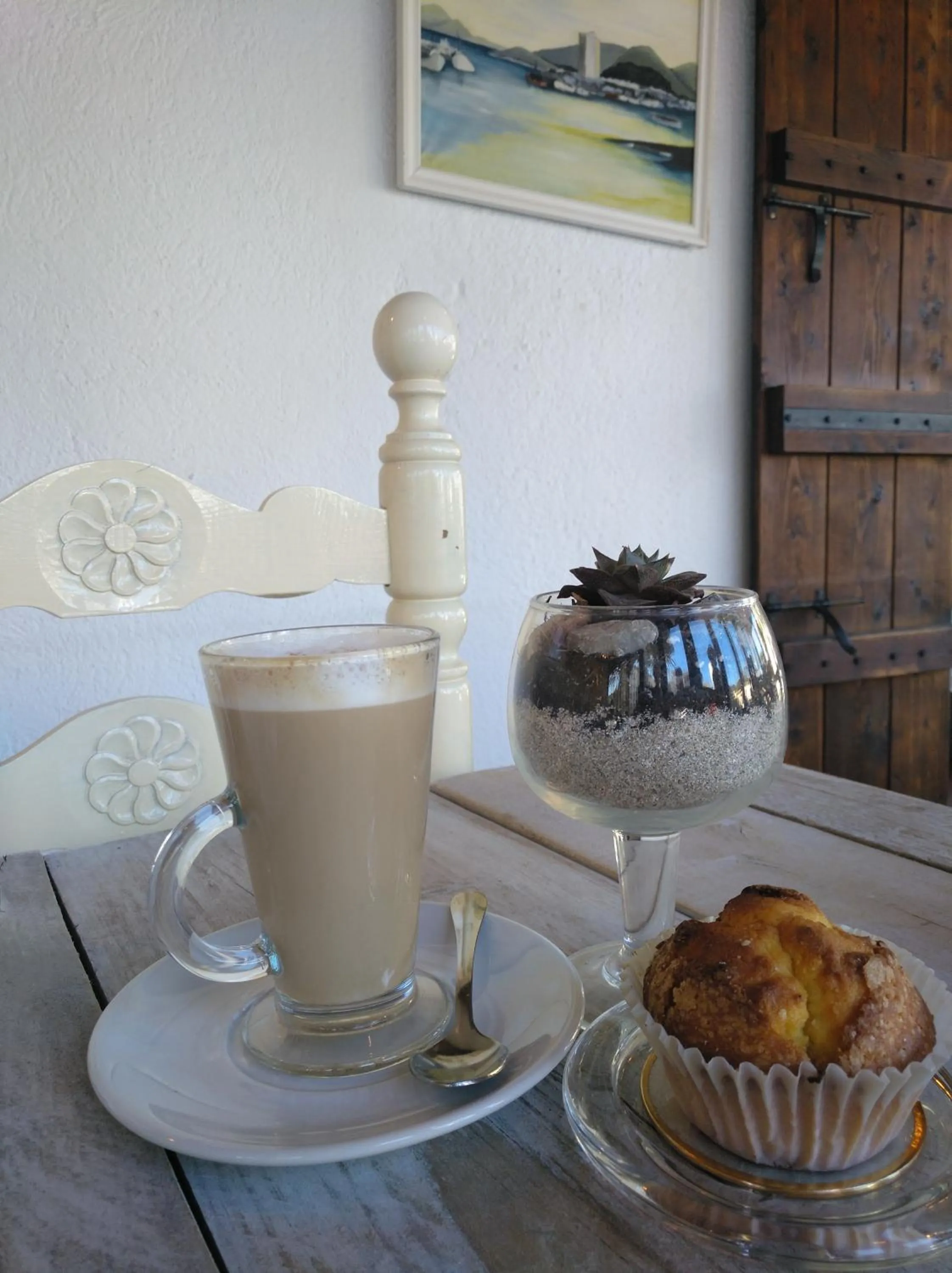 Food close-up in Zhimbad B&B by the sea