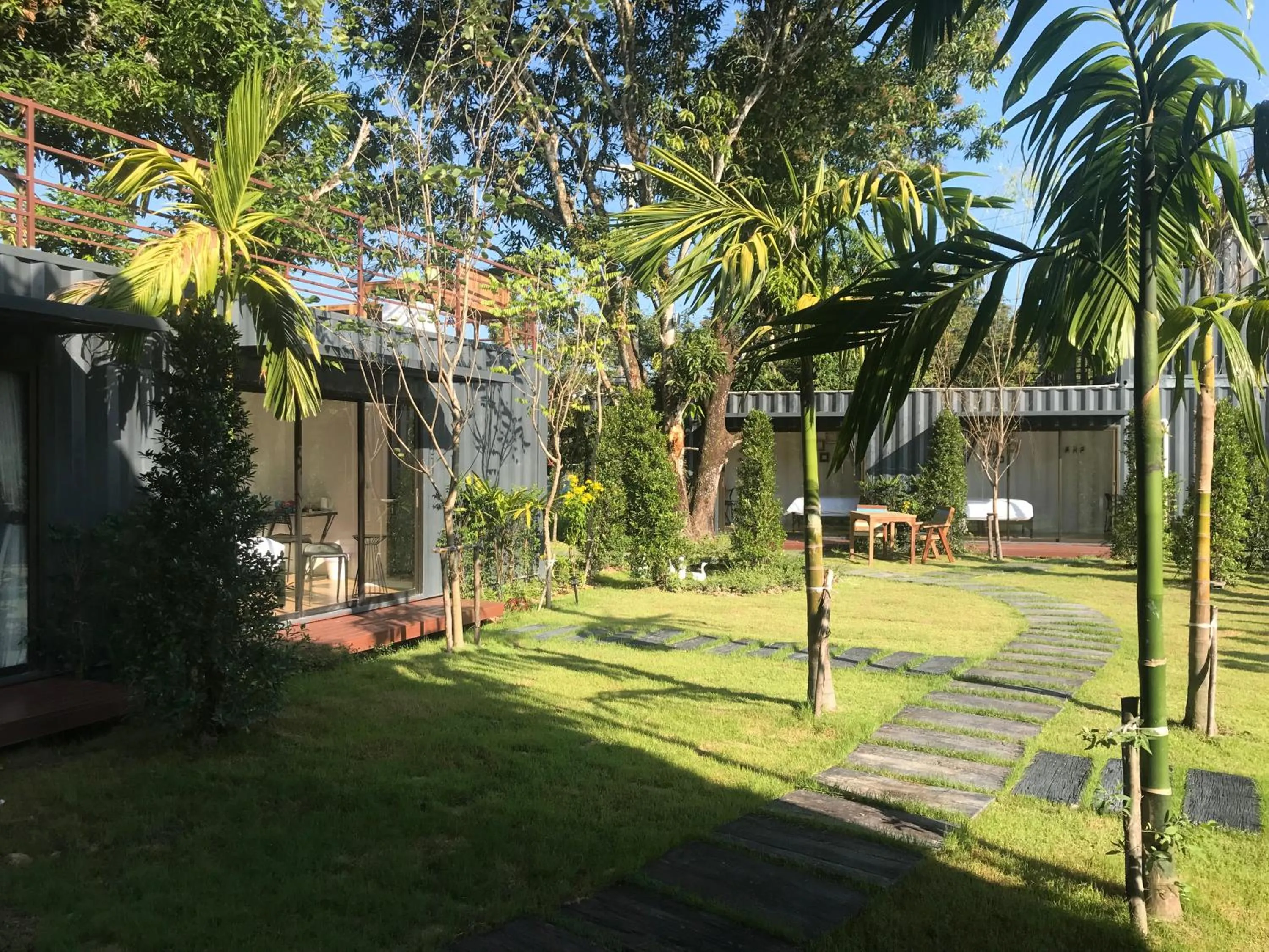 Property building in HiddenBOX