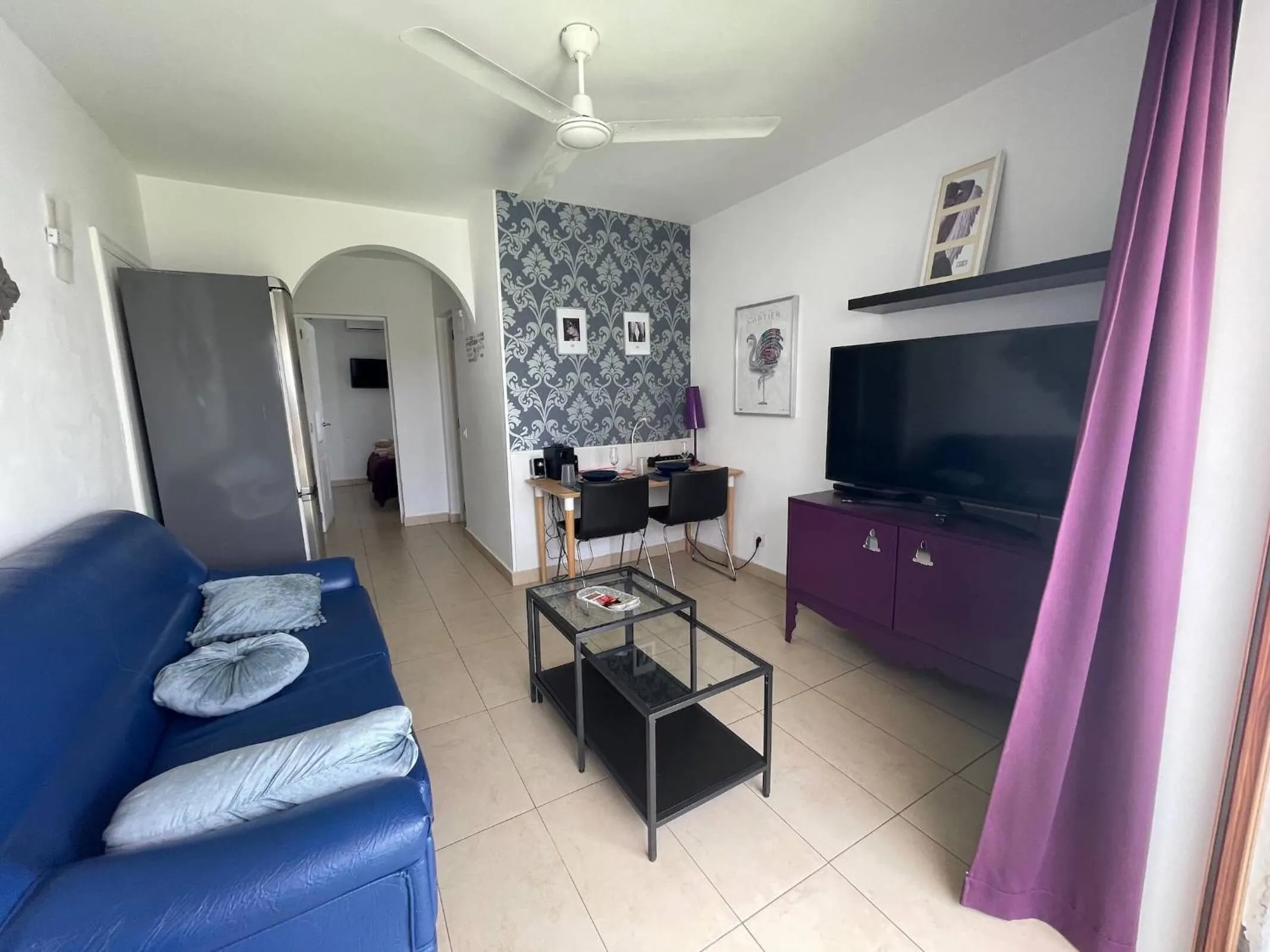 TV and multimedia in Rainbow Golf Bungalows, Gay Men-only Resort