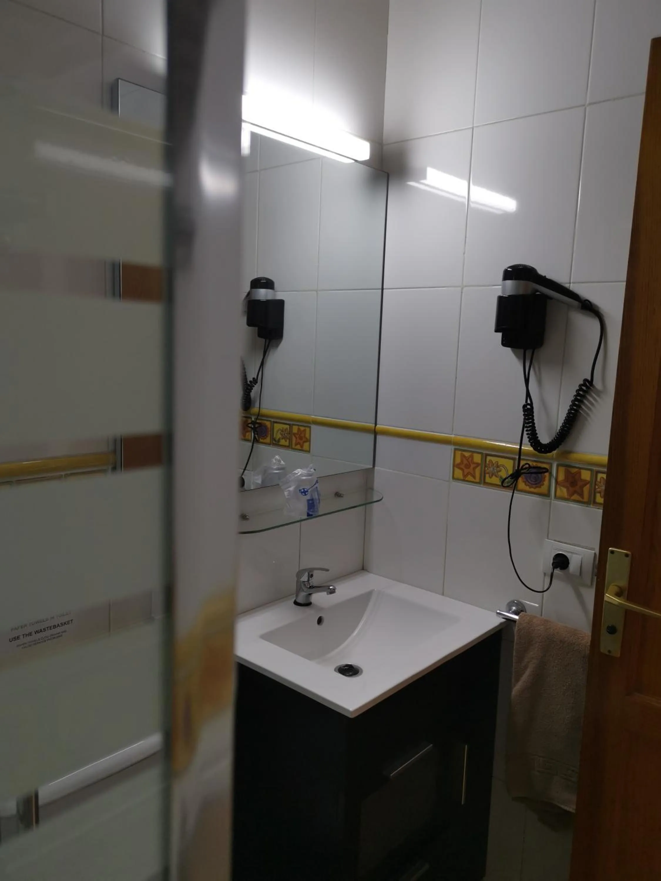 Bathroom in Rainbow Golf Bungalows, Gay Men-only Resort