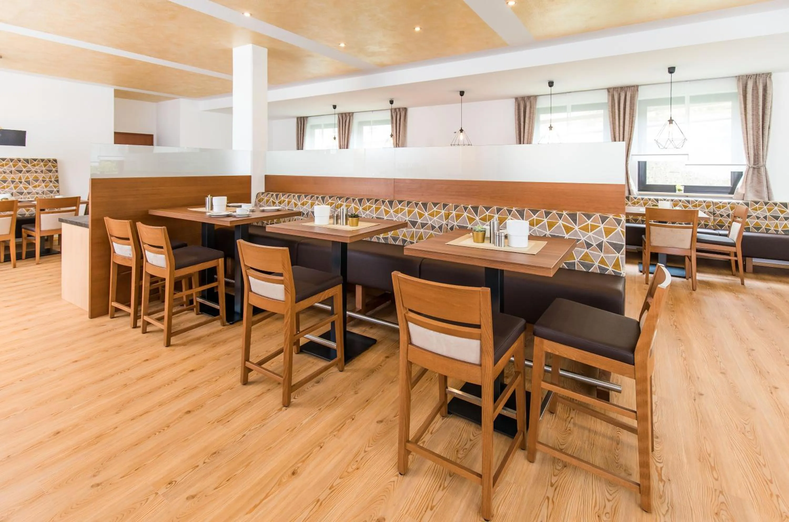 Restaurant/places to eat in Hotel Schwan