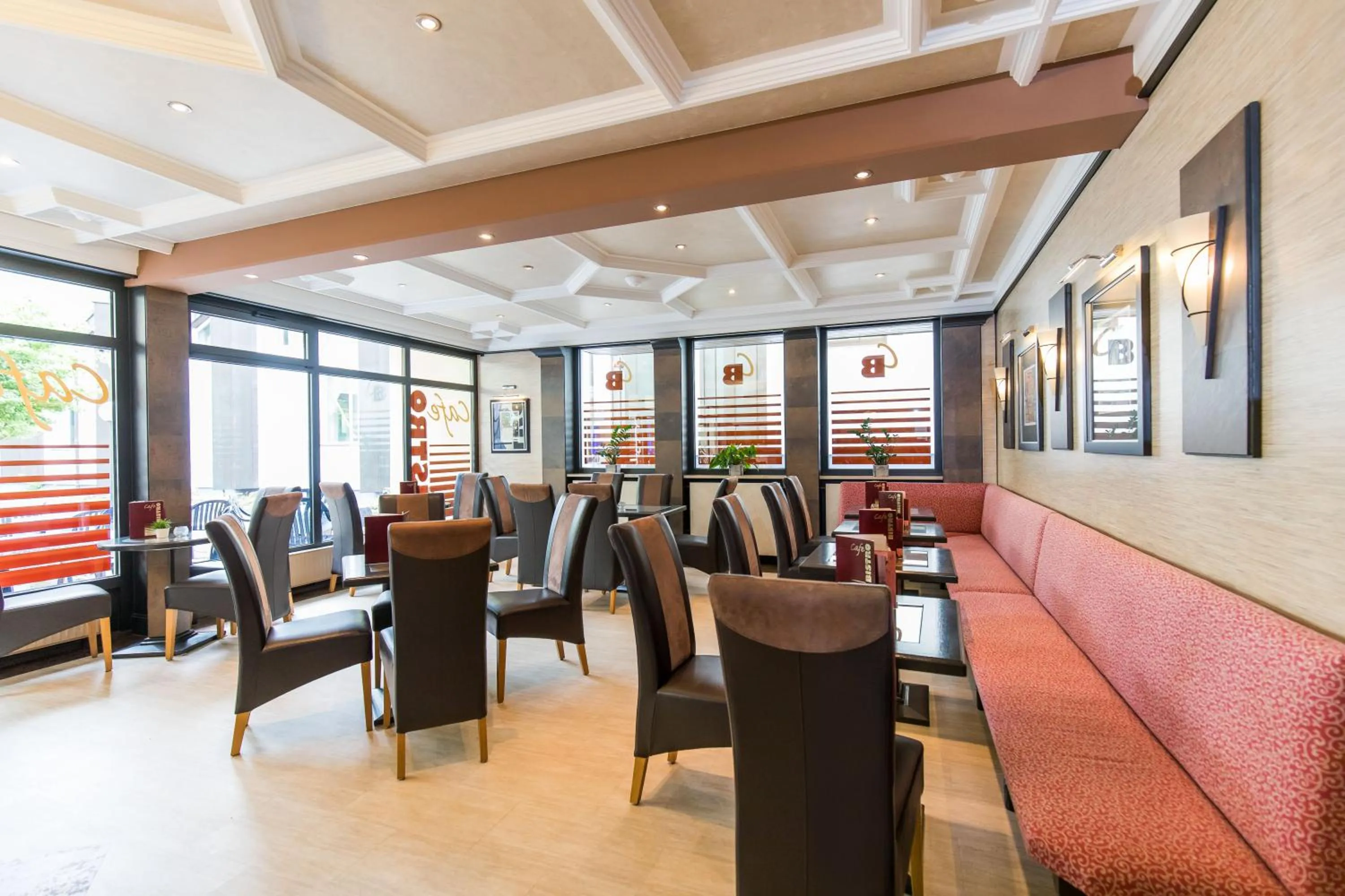 Restaurant/places to eat in Hotel Schwan