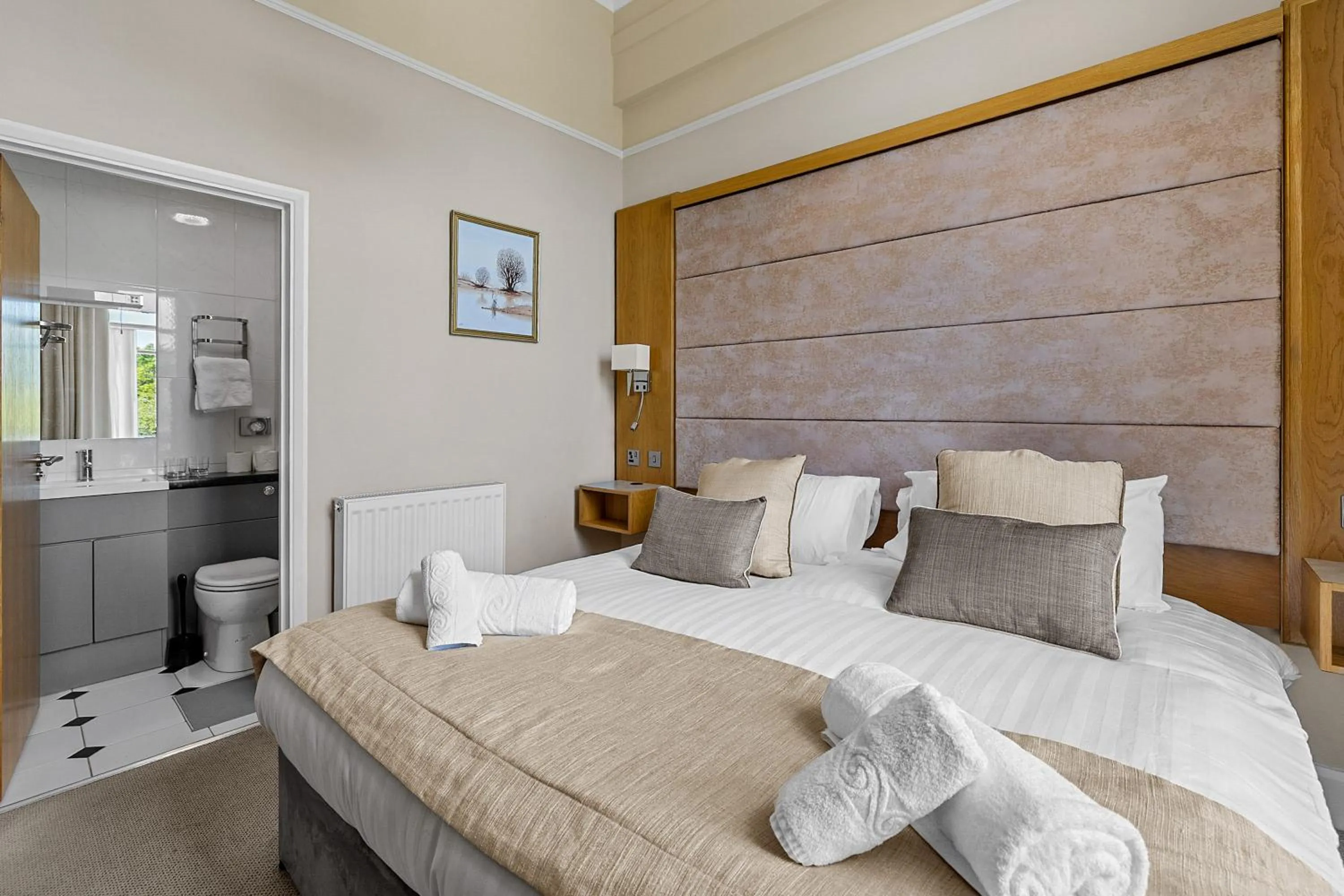 Bed in Invicta Hotel Plymouth