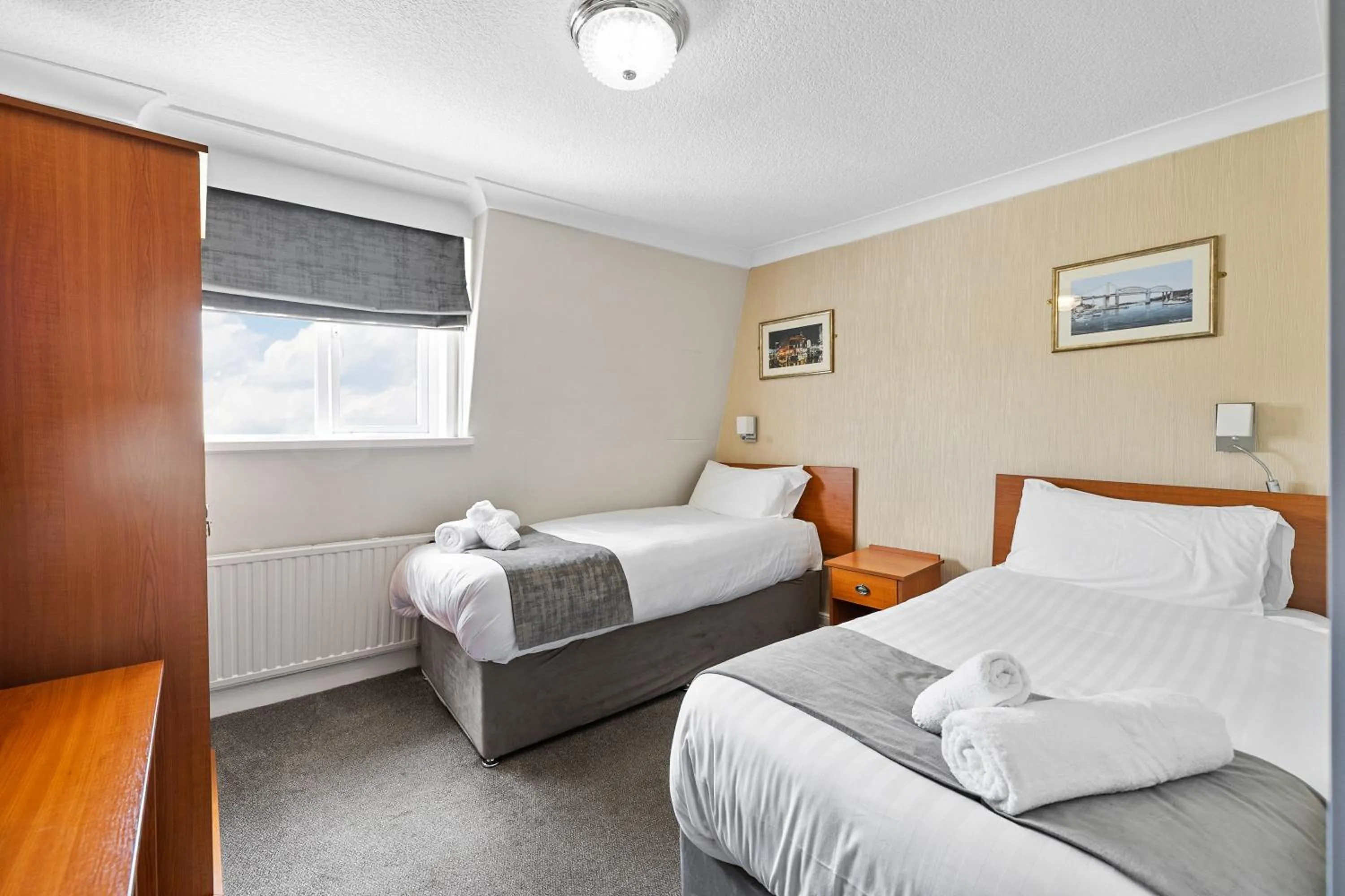 Bed in Invicta Hotel Plymouth