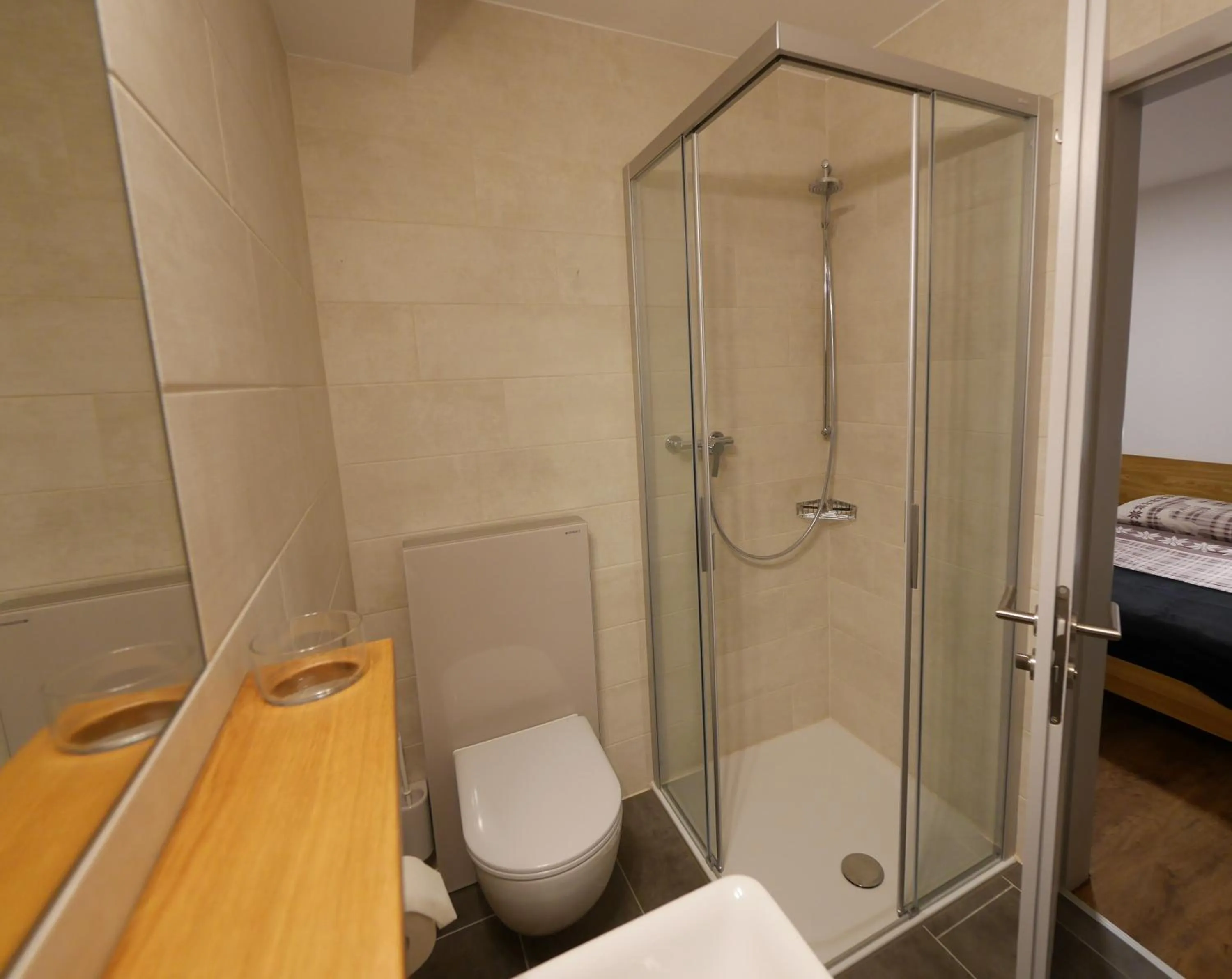 Shower in Bonne Auberge Les Bugnenets