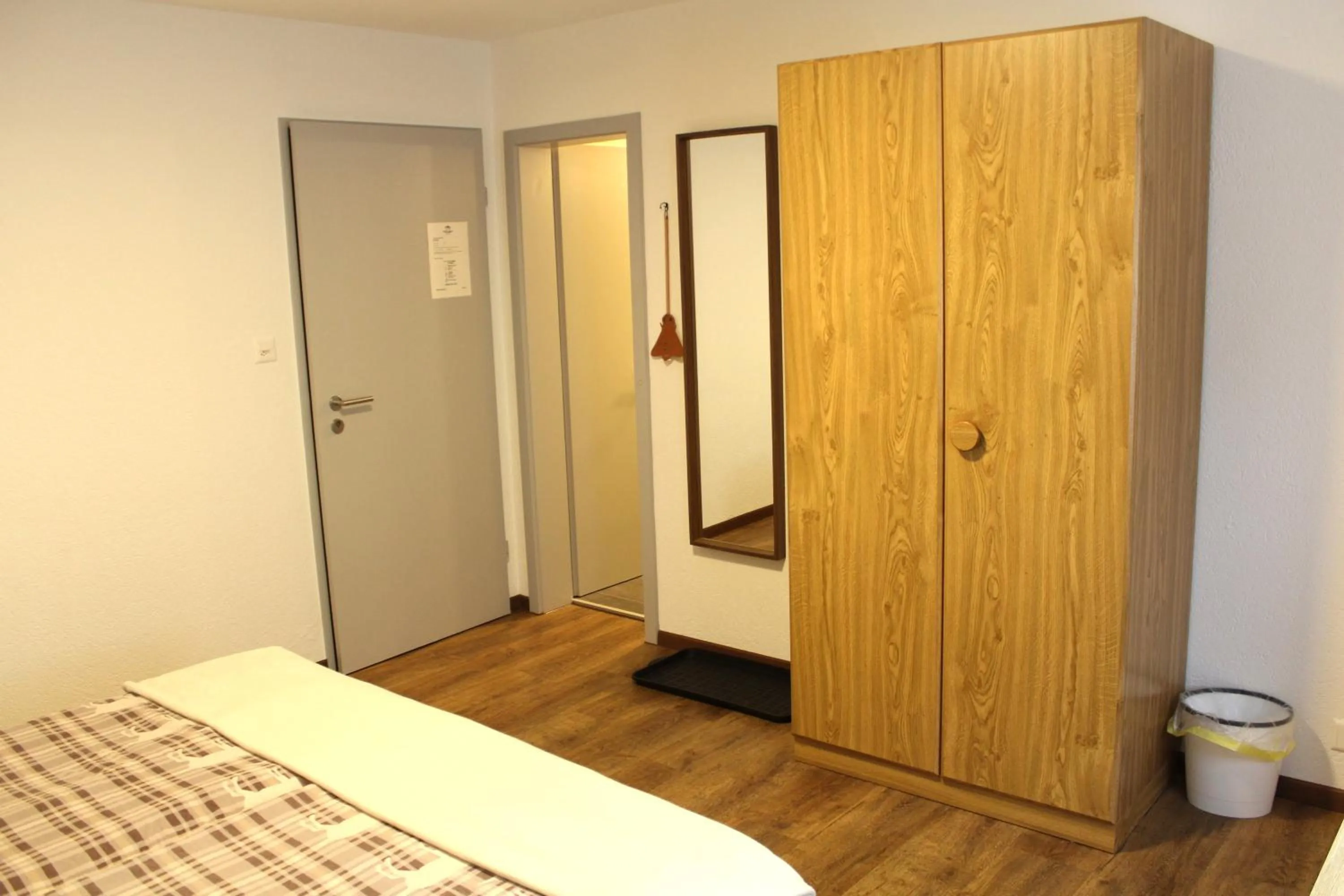 Bedroom, Bed in Bonne Auberge Les Bugnenets