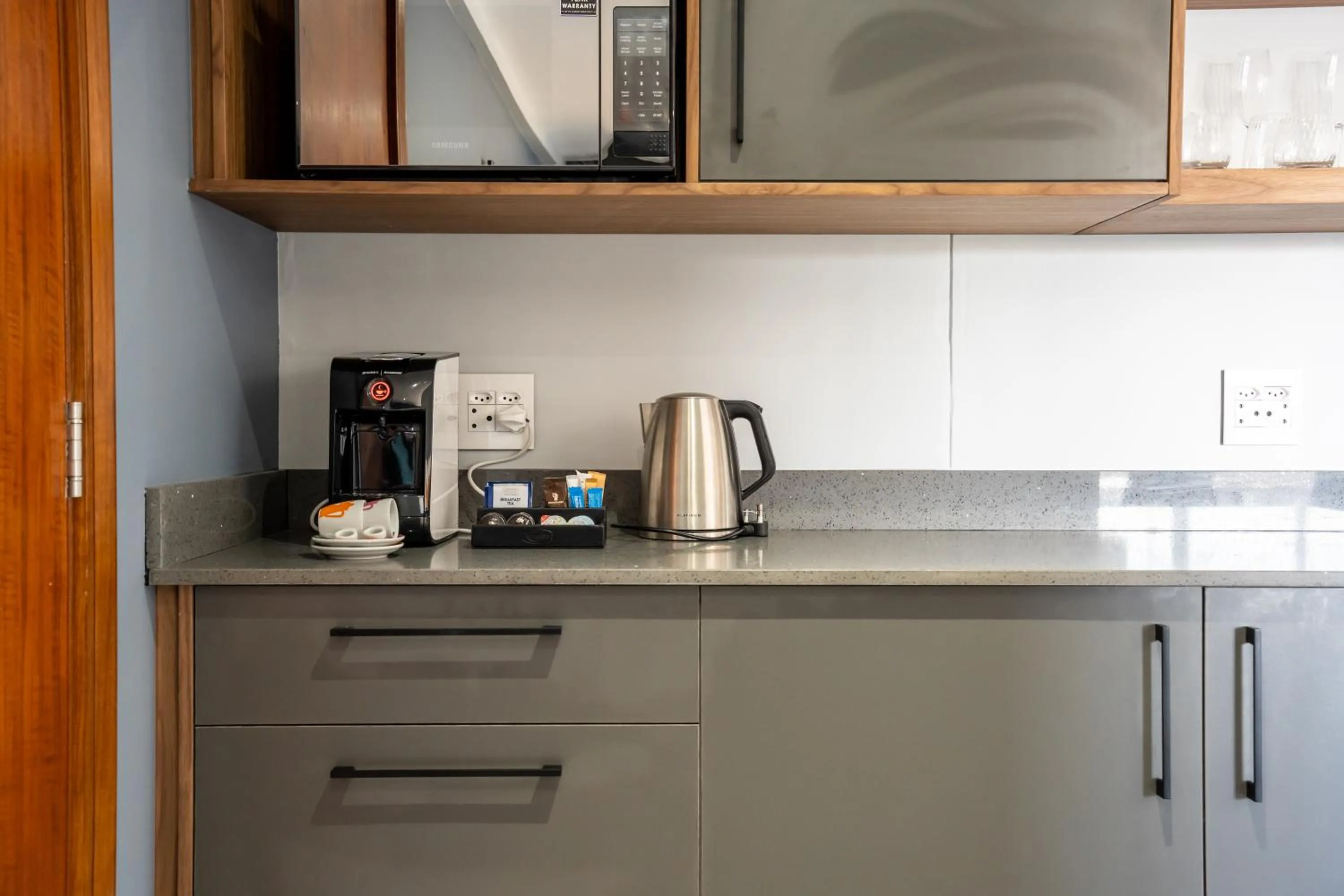 Kitchen or kitchenette in Blaauwberg Beach Hotel