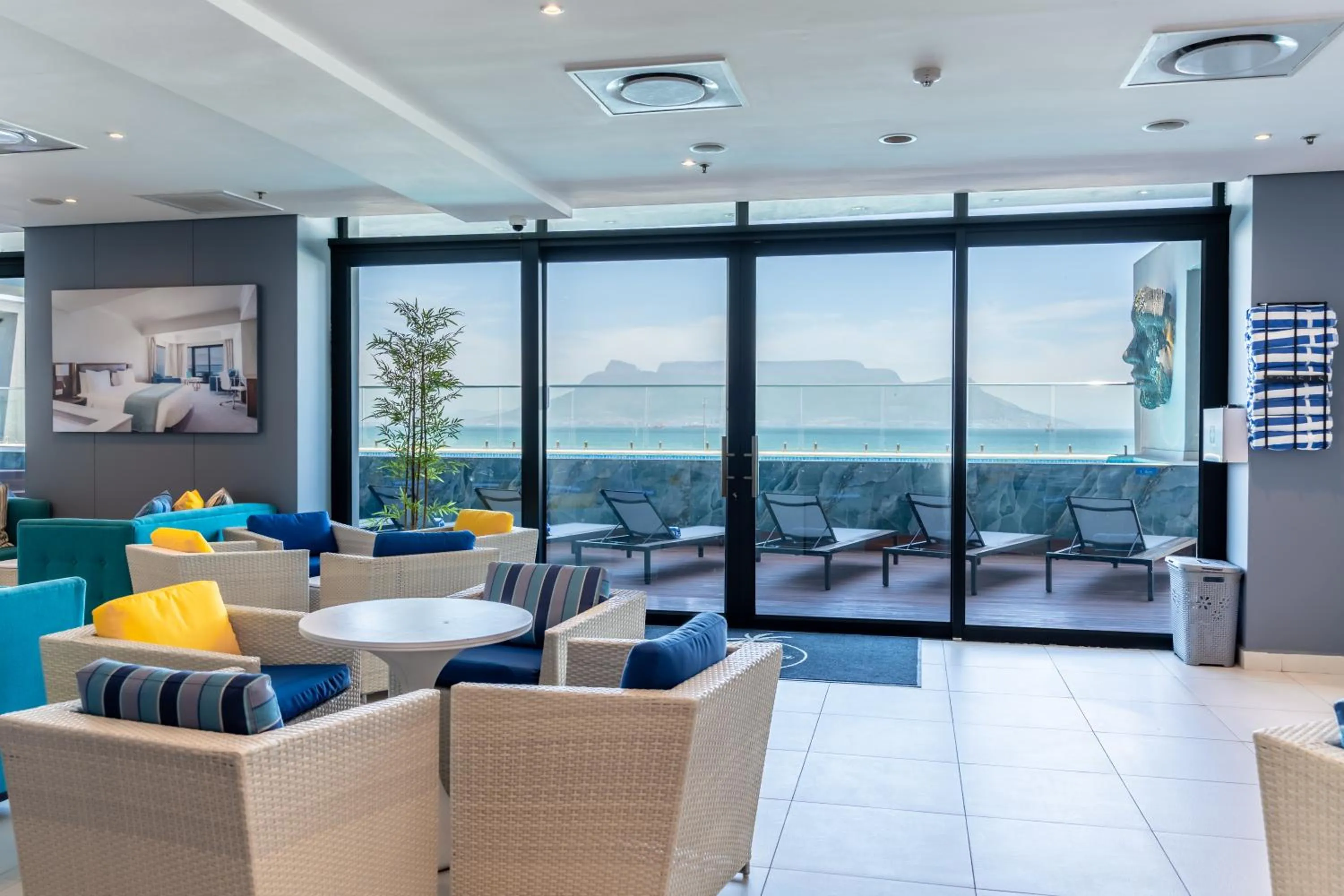 Pool view in Blaauwberg Beach Hotel