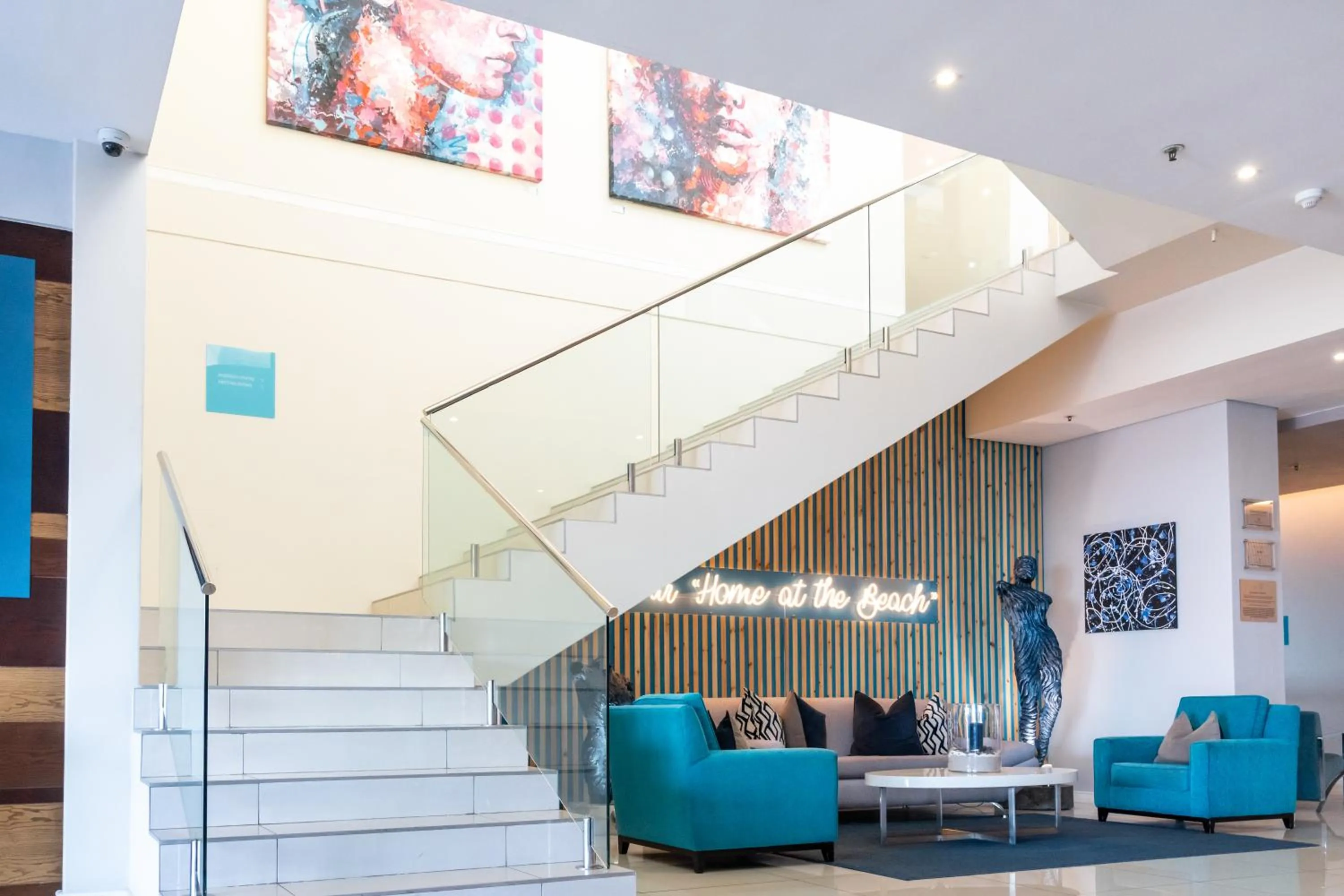 Lobby or reception in Blaauwberg Beach Hotel