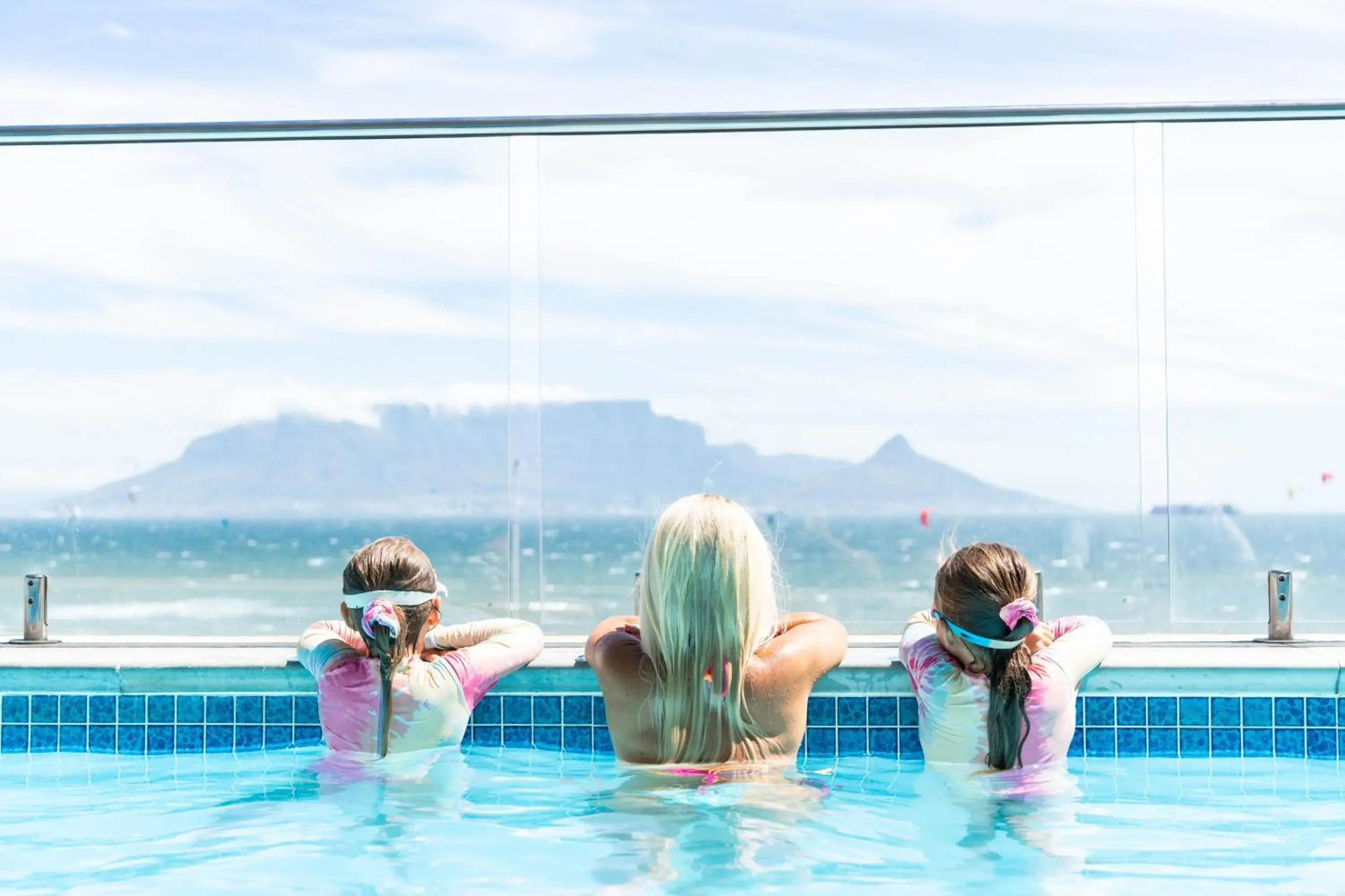 Swimming pool in Blaauwberg Beach Hotel Swimming pool in Blaauwberg Beach Hotel