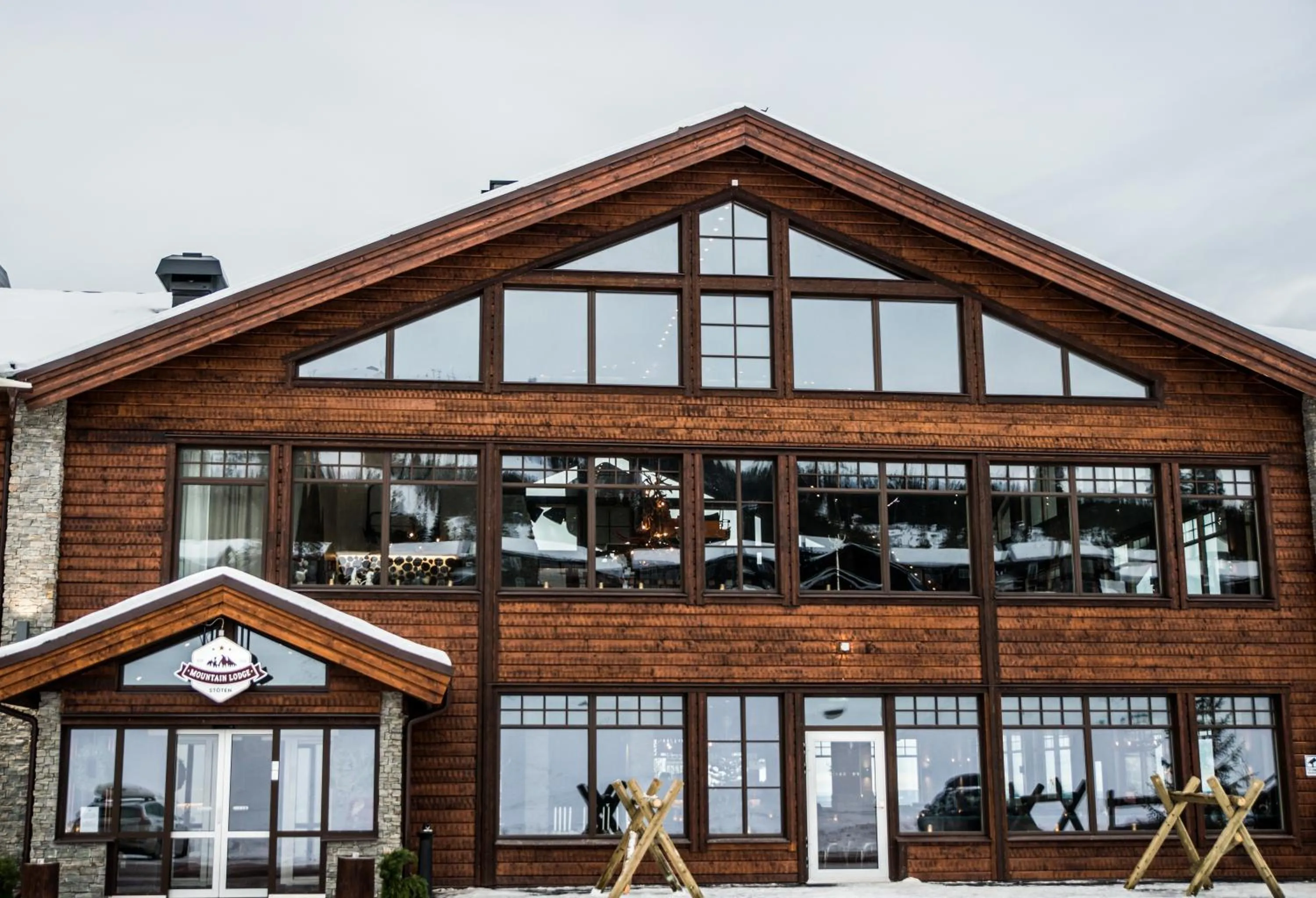 Property building in Mountain Lodge